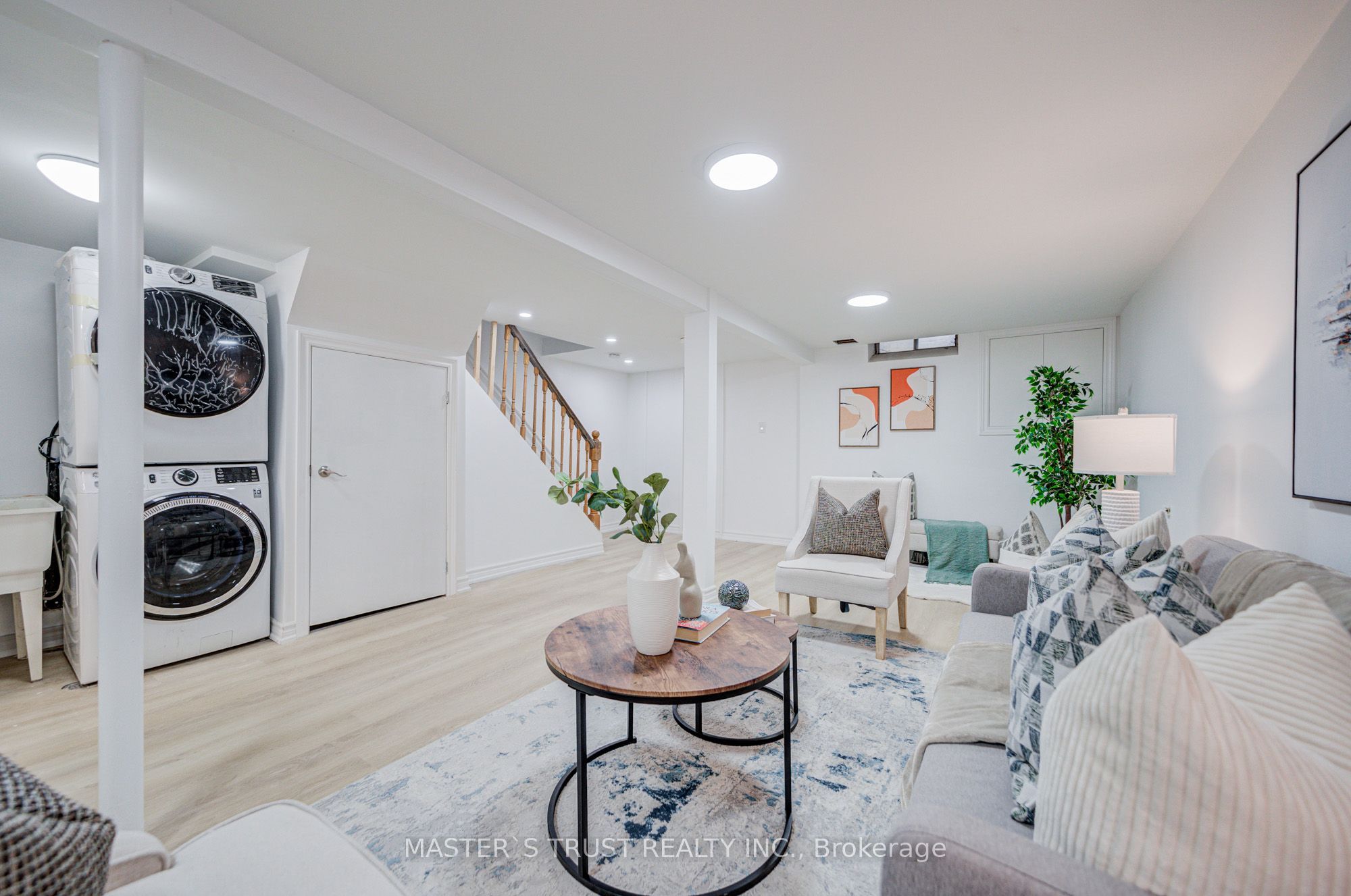 4 Gatsby Square Property Photo 28