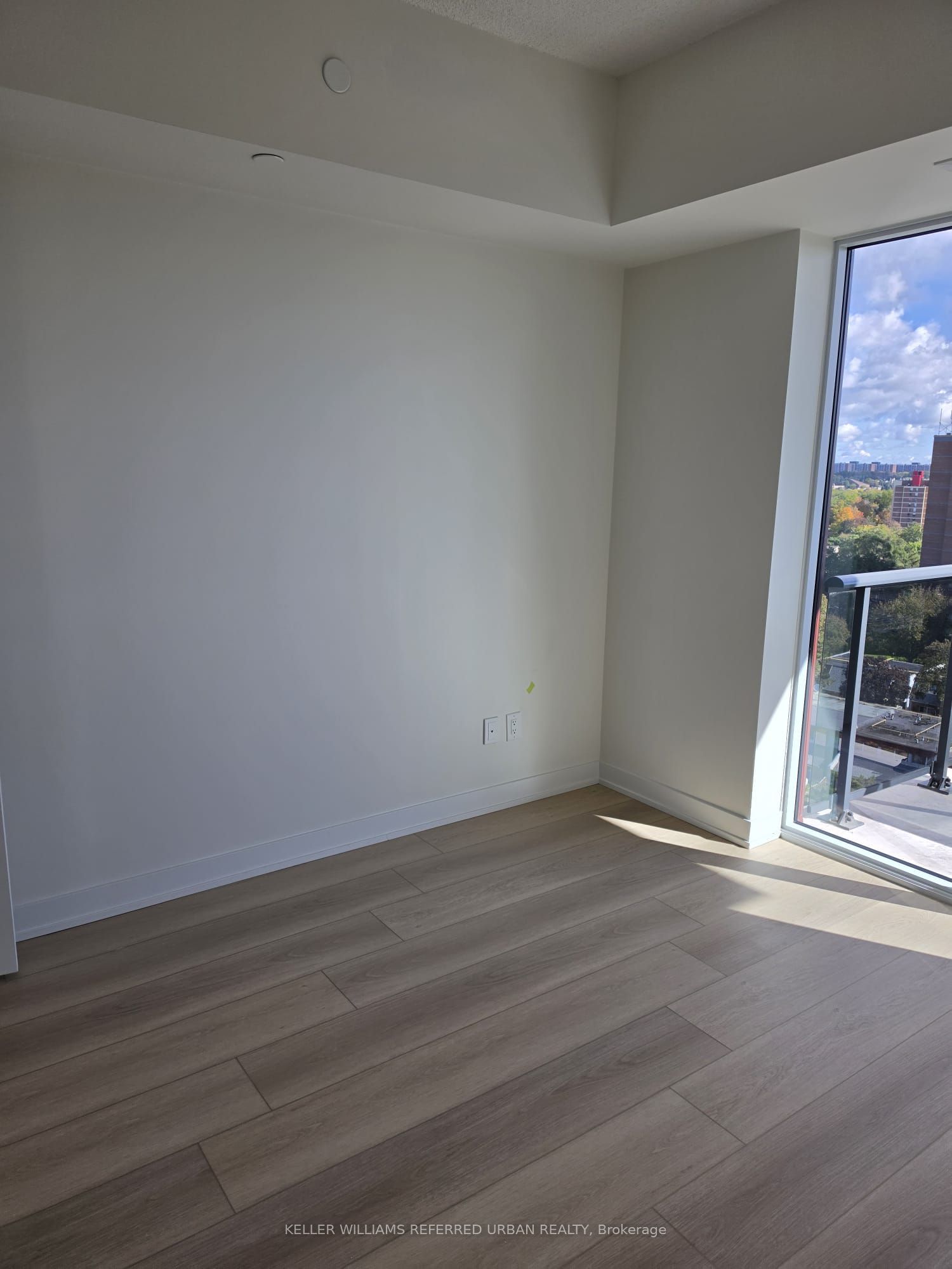 2825 Jane Street 1112 Property Photo 8