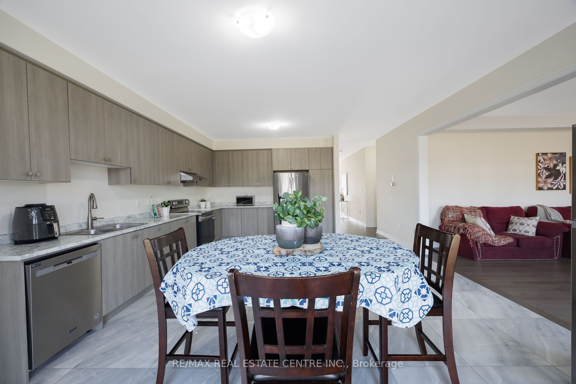 39 Goodview Drive Property Photo 16
