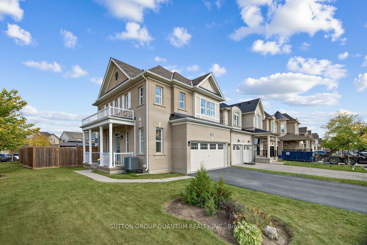 1413 Connaught Terrace Property Photo 3