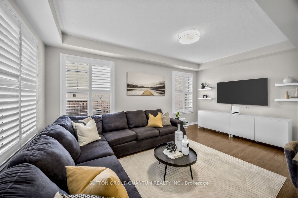 1413 Connaught Terrace Property Photo 10