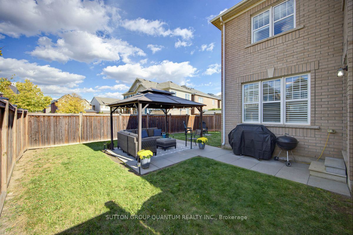 1413 Connaught Terrace Property Photo 36