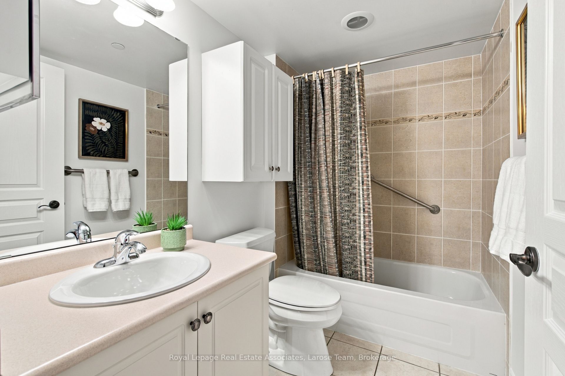 3 Marine Parade Drive 1402 Property Photo 26