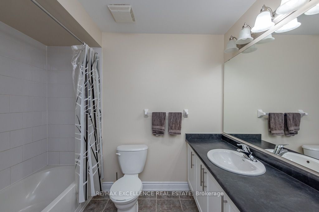 110 Cedar Lake Crescent 84 Property Photo 24