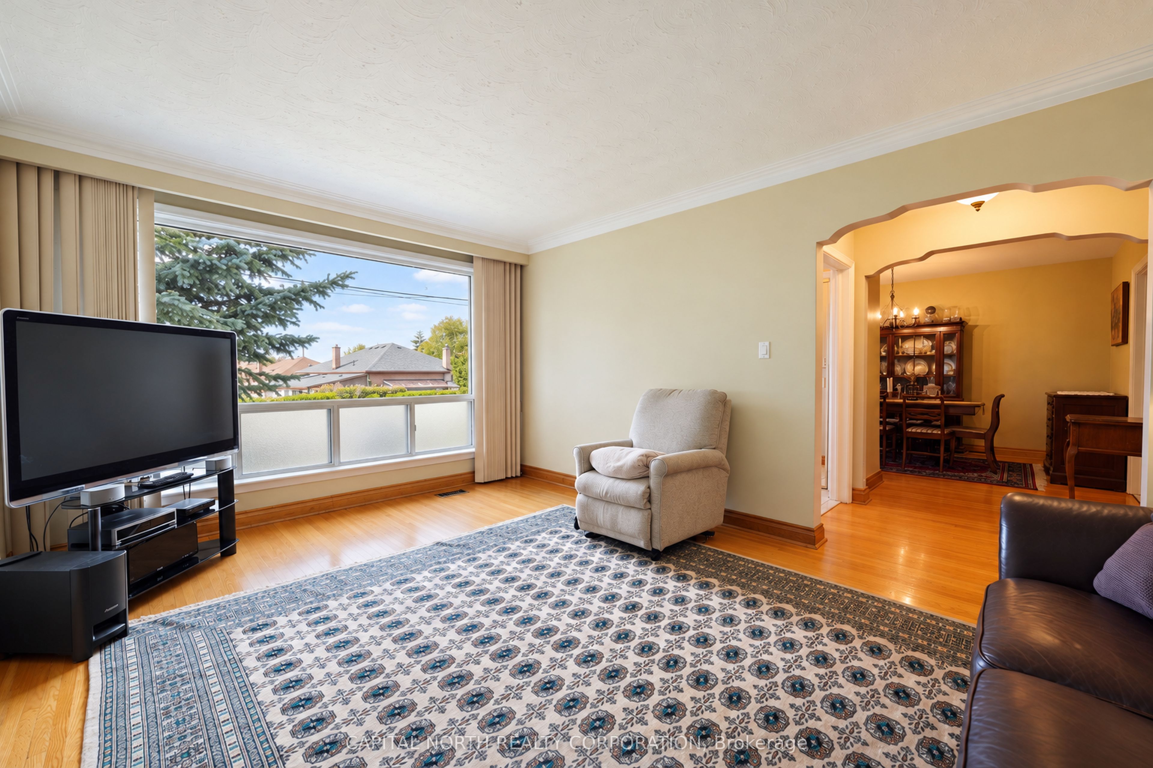 11 Erie Street Property Photo 22
