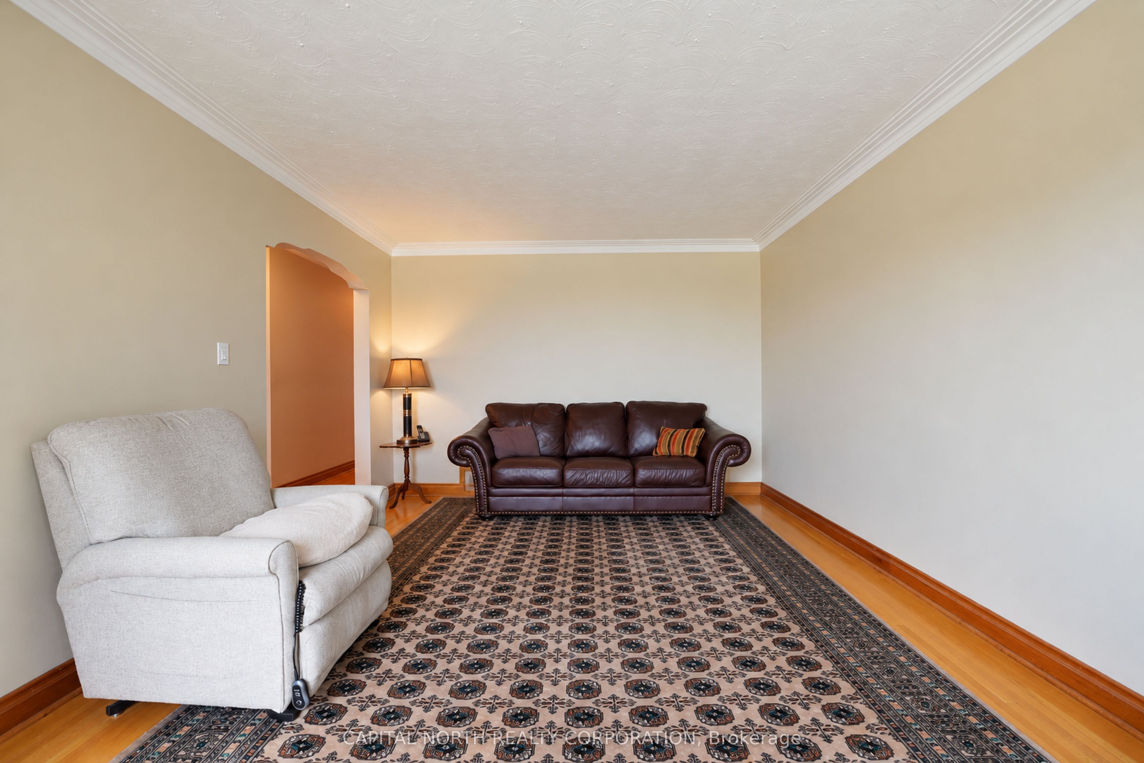 11 Erie Street Property Photo 23