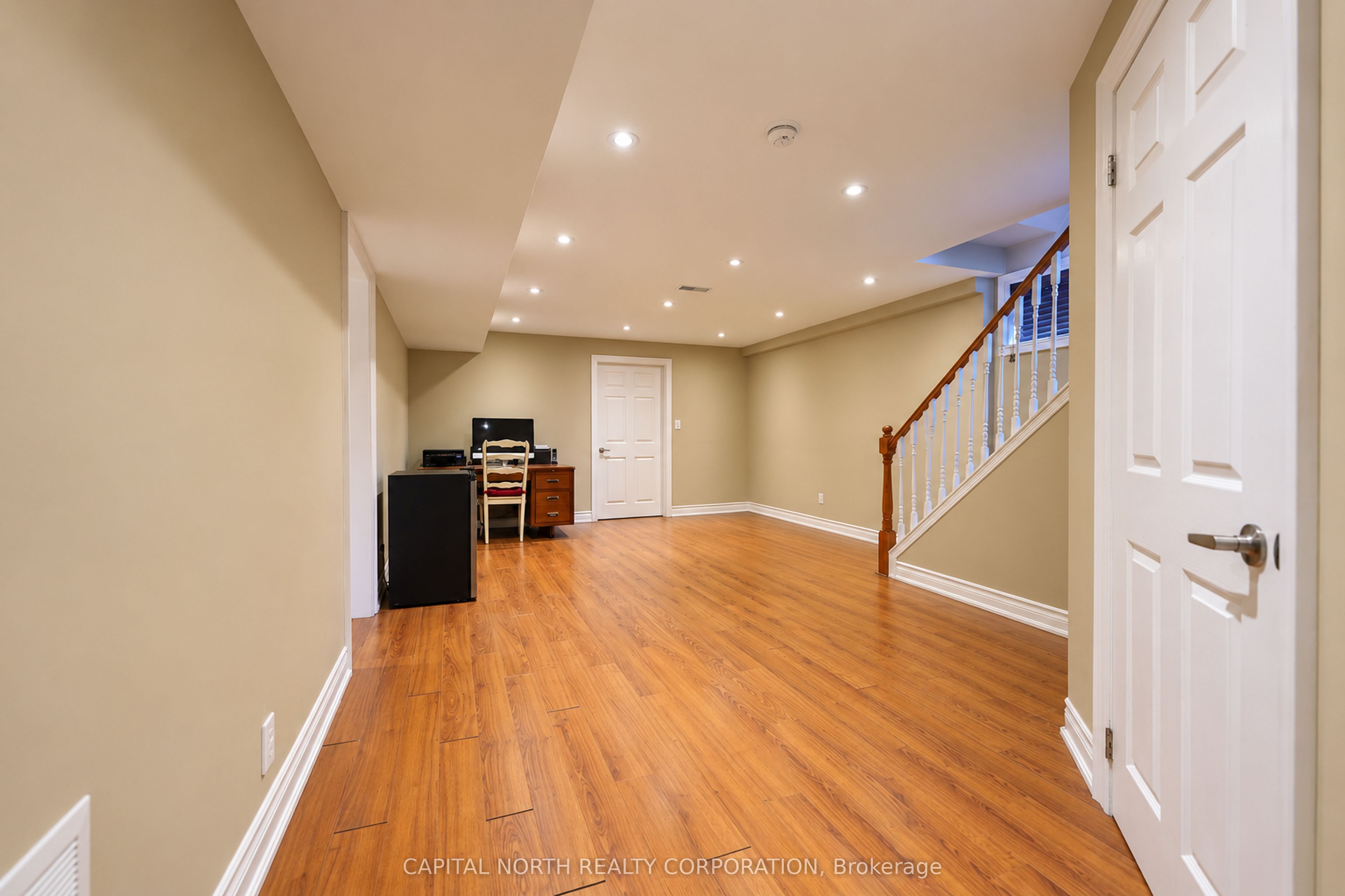 11 Erie Street Property Photo 39