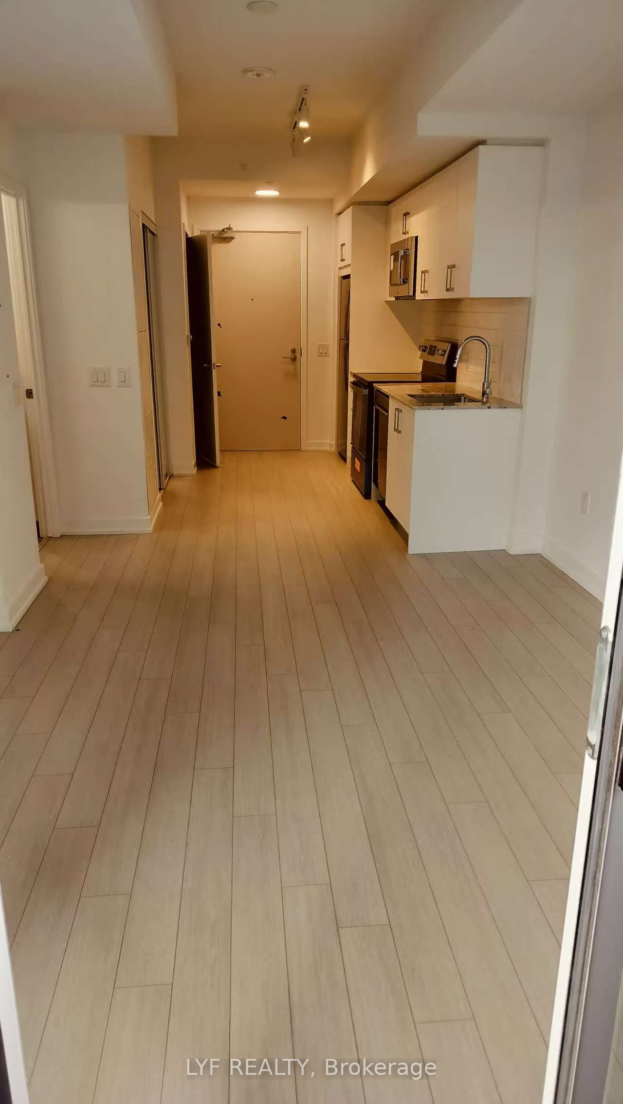 4010 Eglinton Avenue W 918 Property Photo 6
