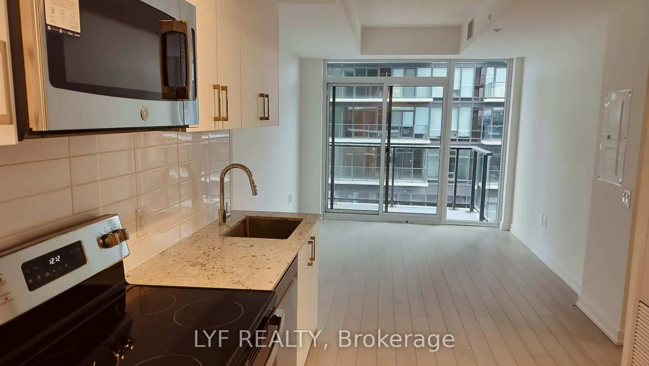 4010 Eglinton Avenue W 918 Property Photo 7
