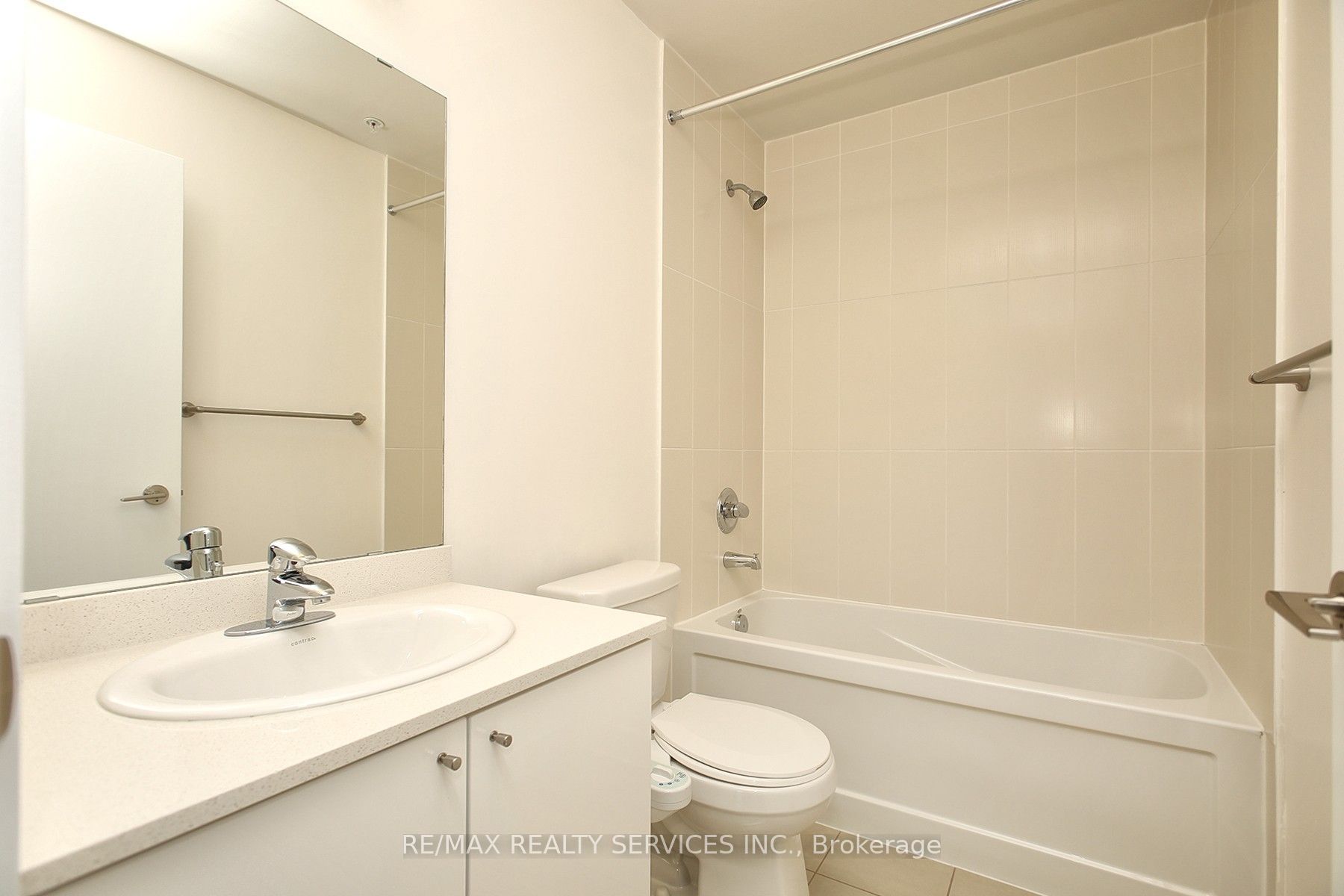 3985 Grand Park Drive 1411 Property Photo 15