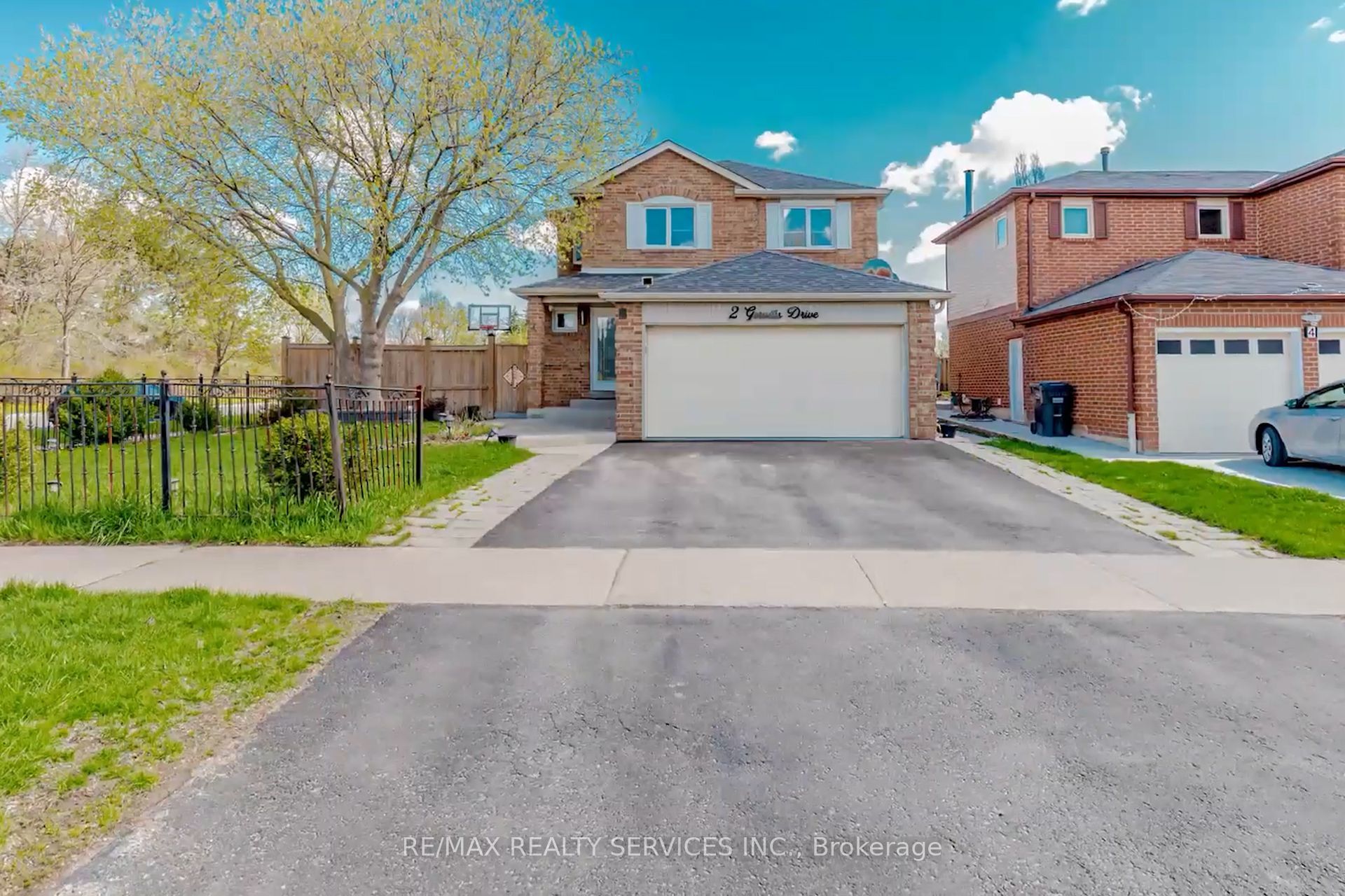 2 Gervais Drive Property Photo 1