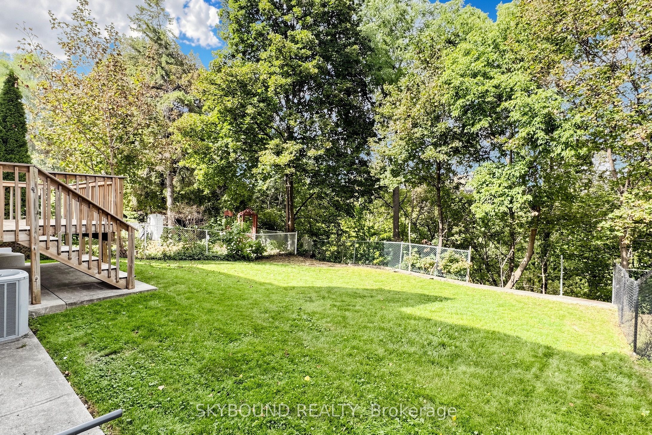 19 Riverview Heights Property Photo 35