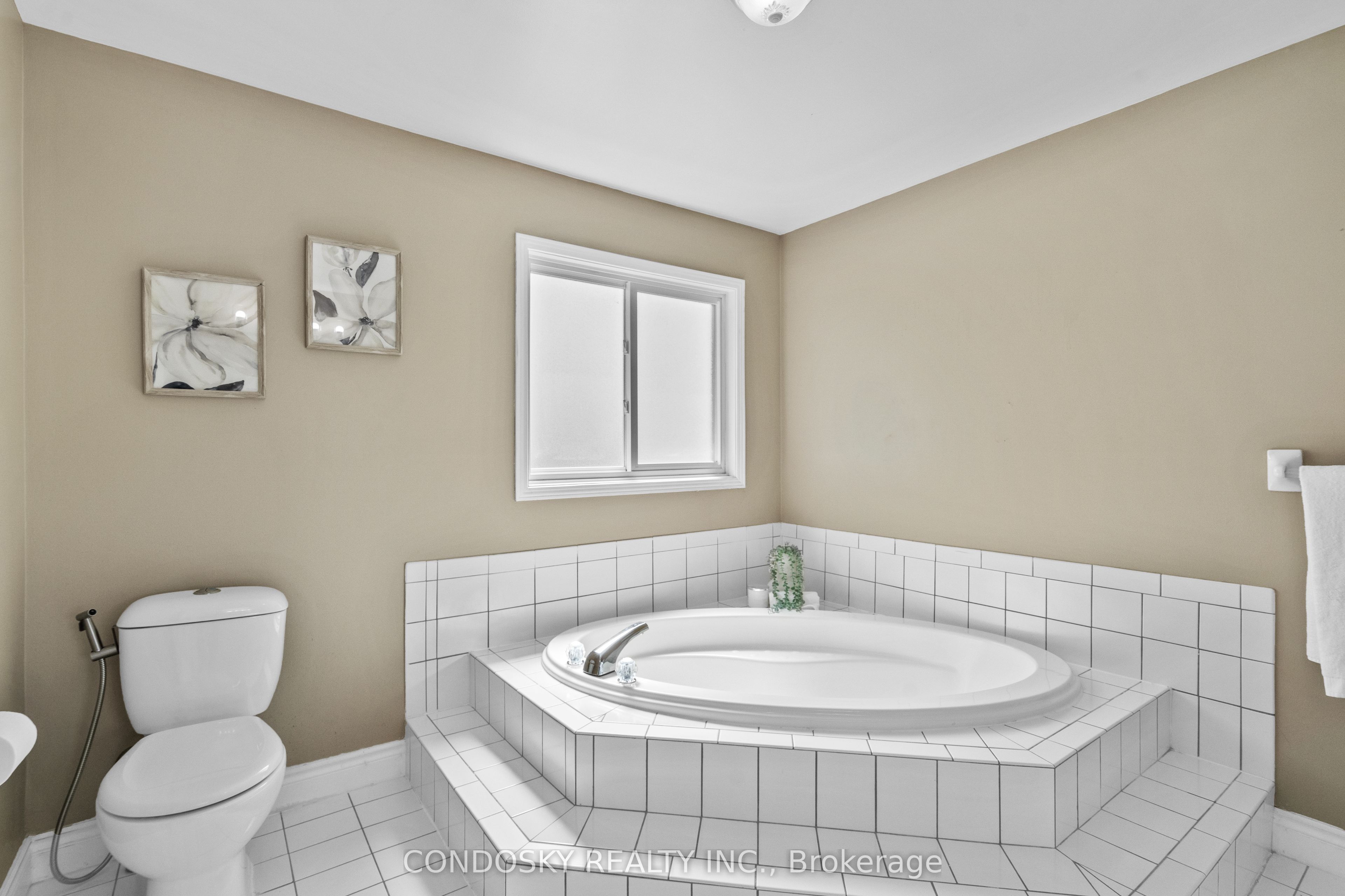 6182 Duford Drive Property Photo 24