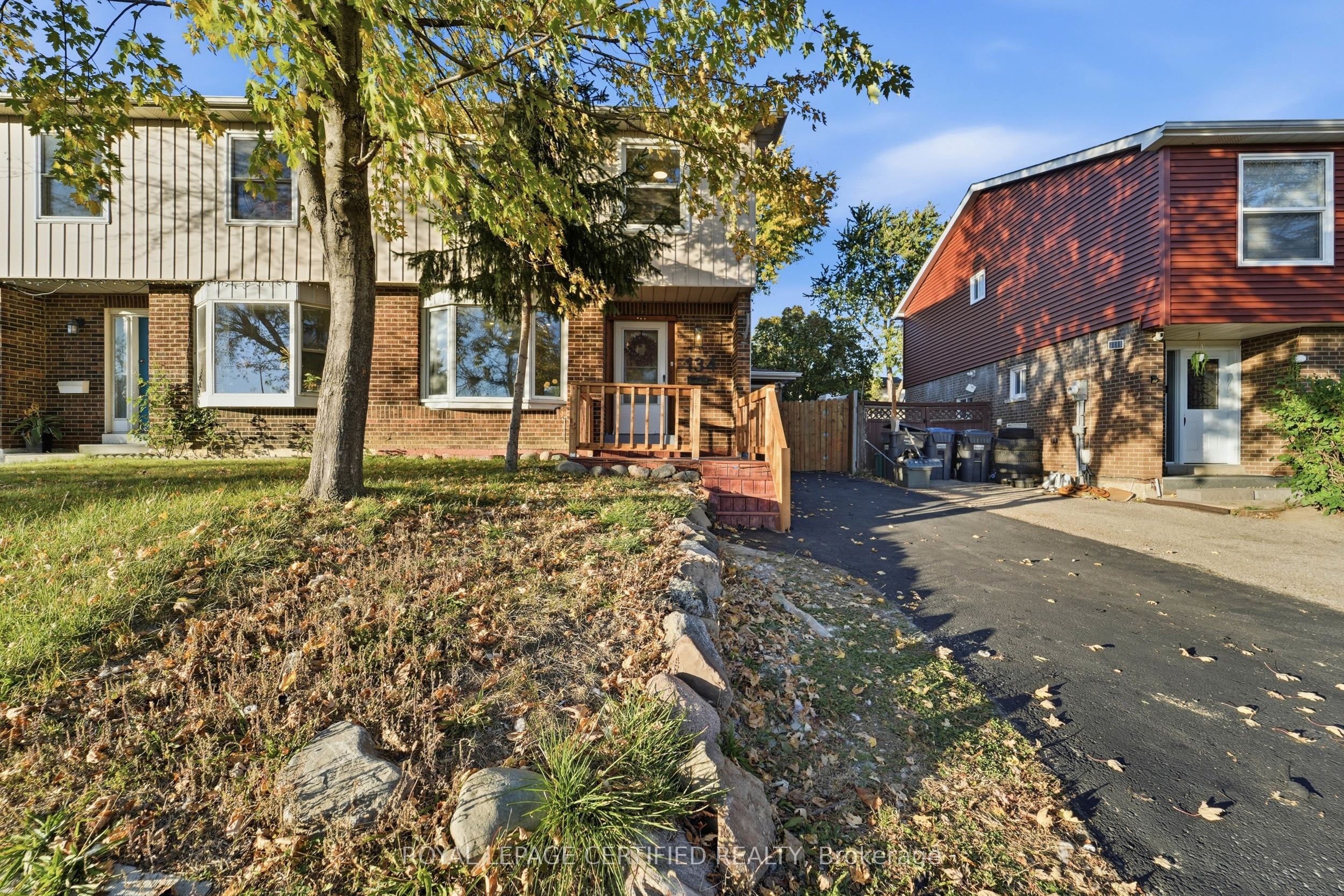 134 Hansen Road N