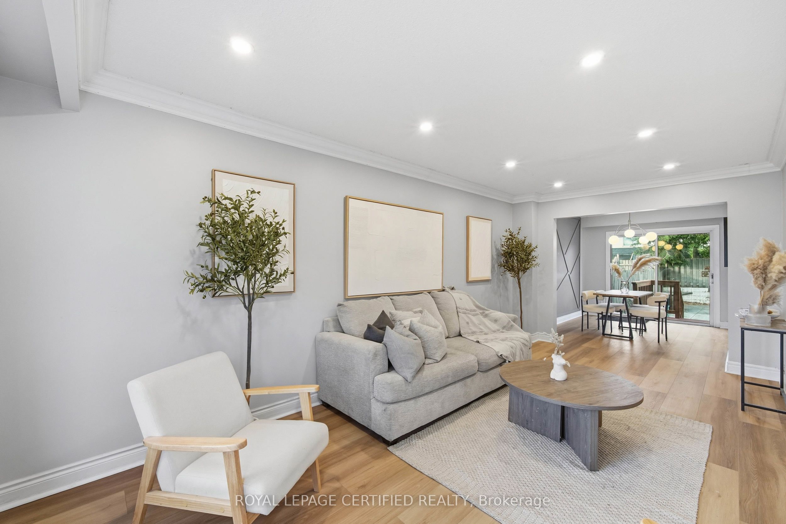 134 Hansen Road N Property Photo 3