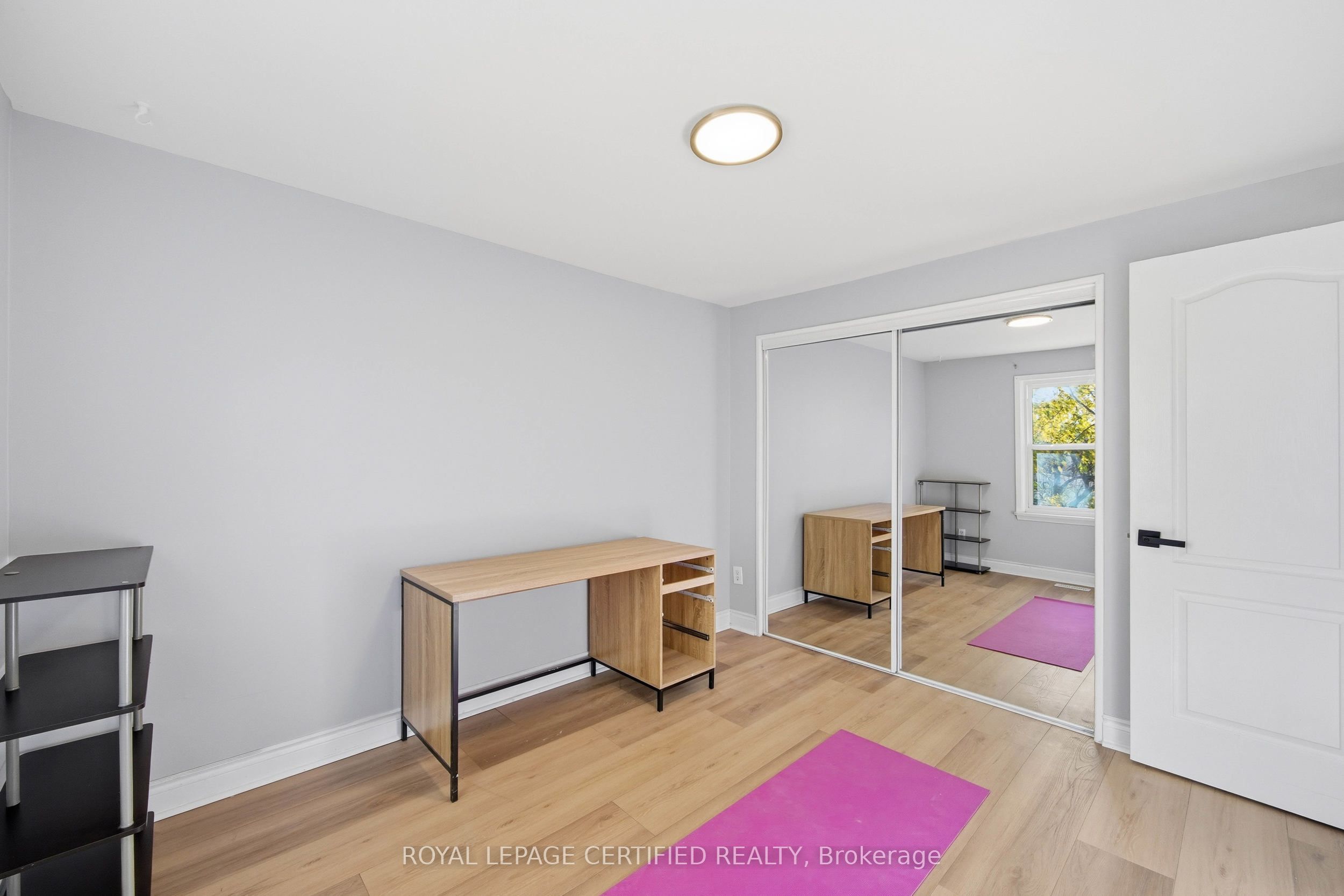 134 Hansen Road N Property Photo 17