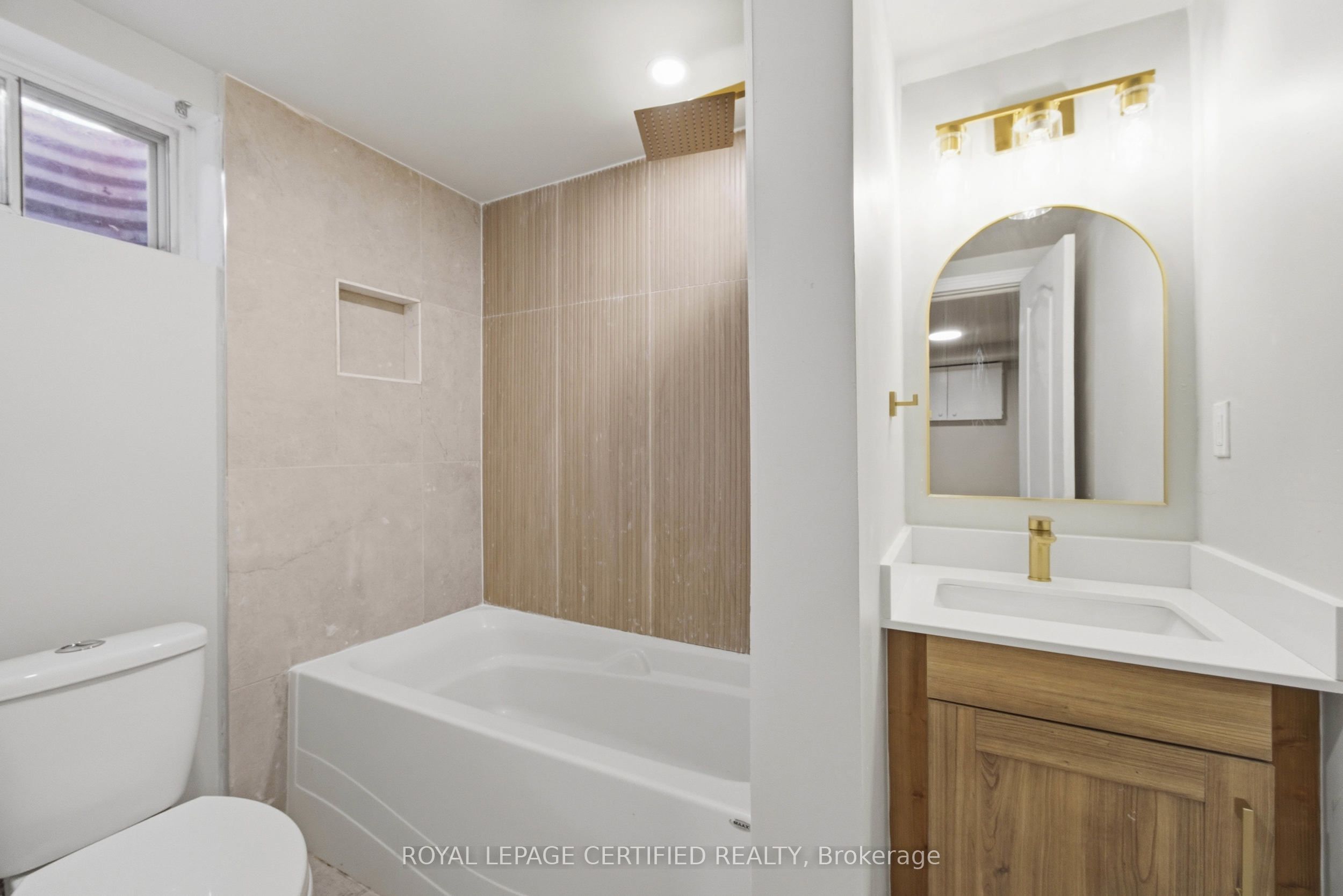 134 Hansen Road N Property Photo 25