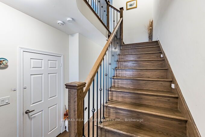 326 Bonnieglen Farm Boulevard Property Photo 29