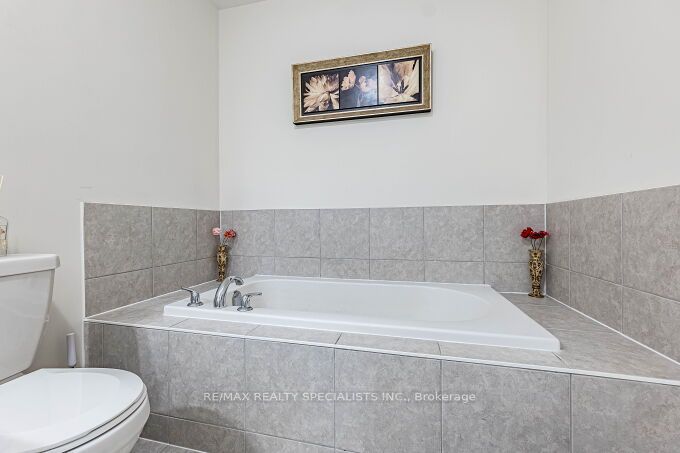 326 Bonnieglen Farm Boulevard Property Photo 36