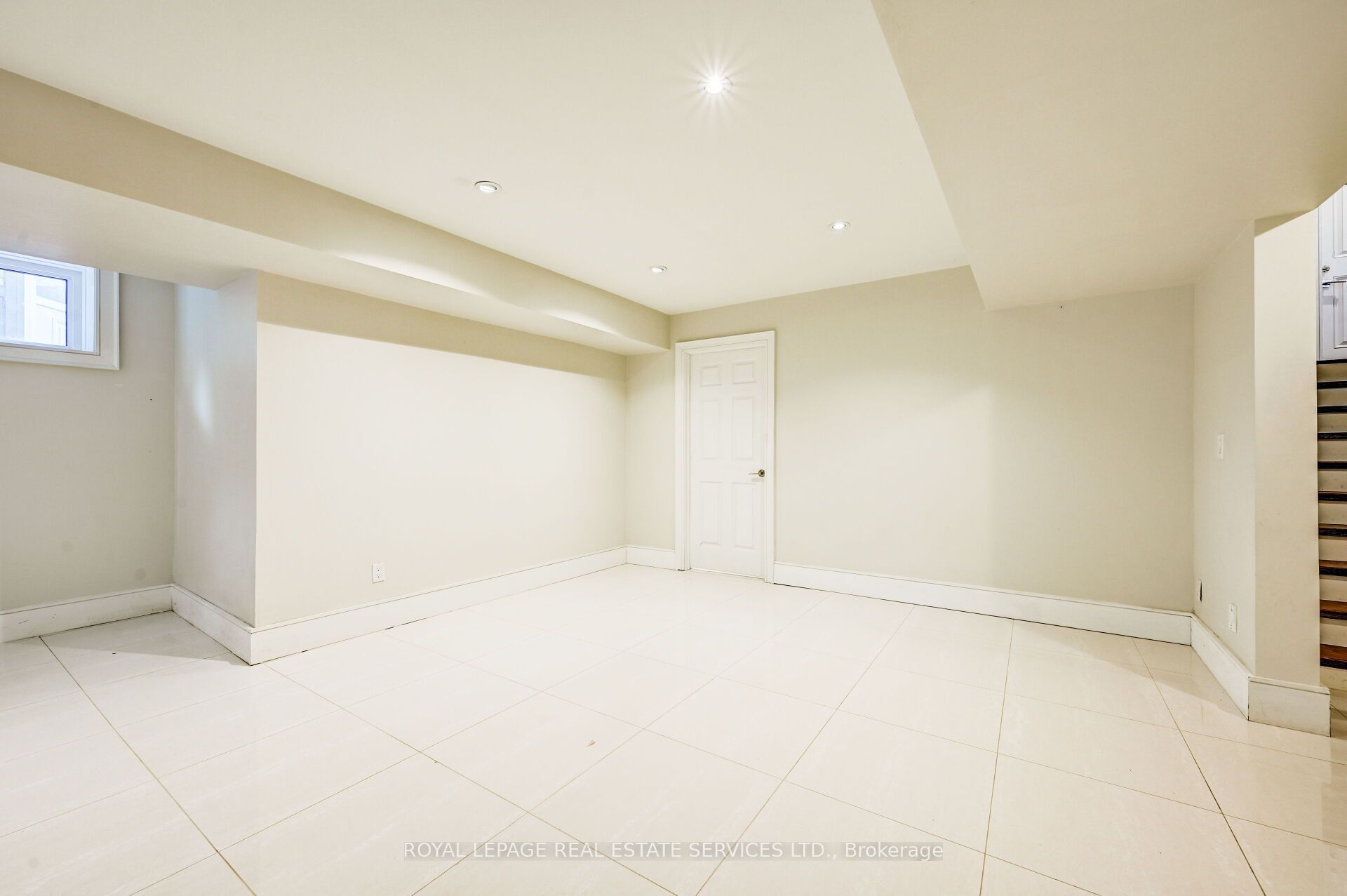 63 Burrows Avenue L Property Photo 11