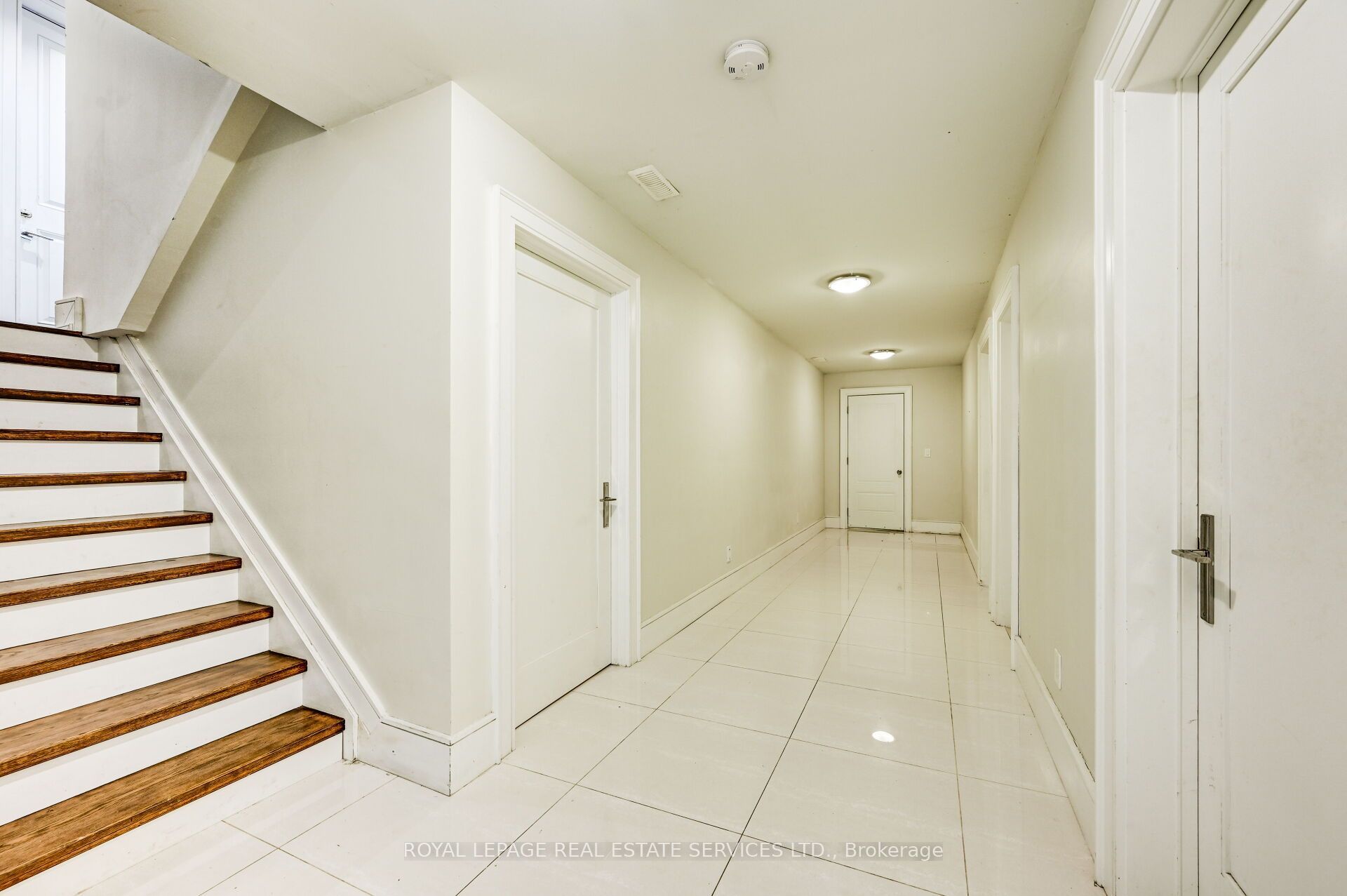 63 Burrows Avenue L Property Photo 13