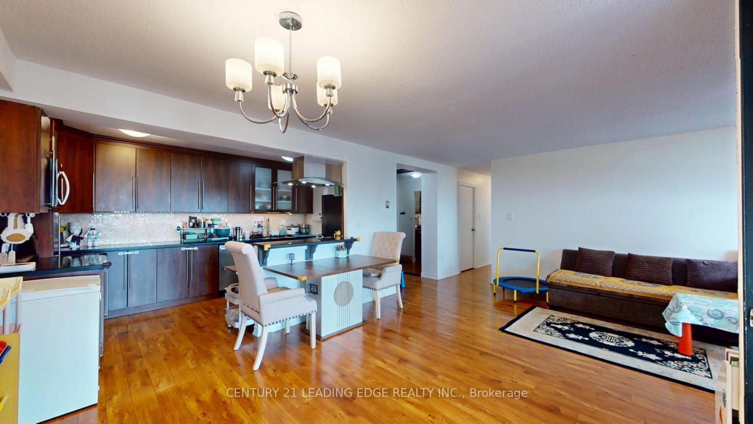 511 The West Mall Road 1908 Property Photo 16