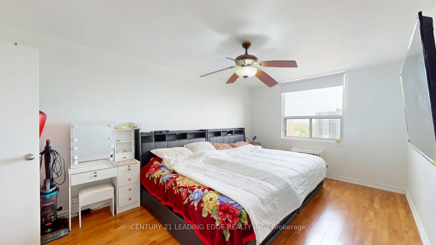 511 The West Mall Road 1908 Property Photo 22