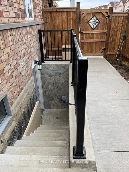 65 Sugarberry Drive Property Photo 2