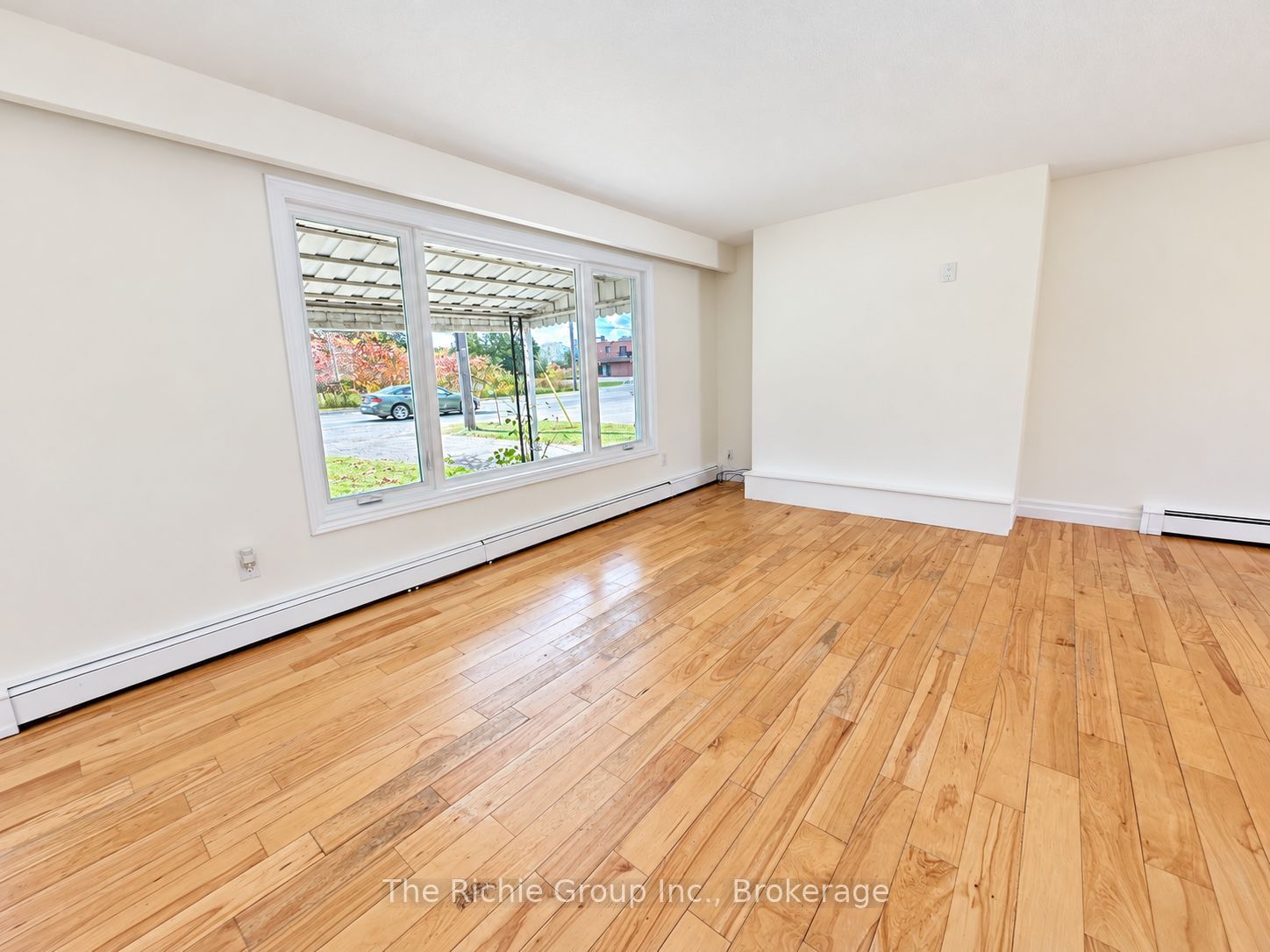 19799 Airport Road Property Photo 8