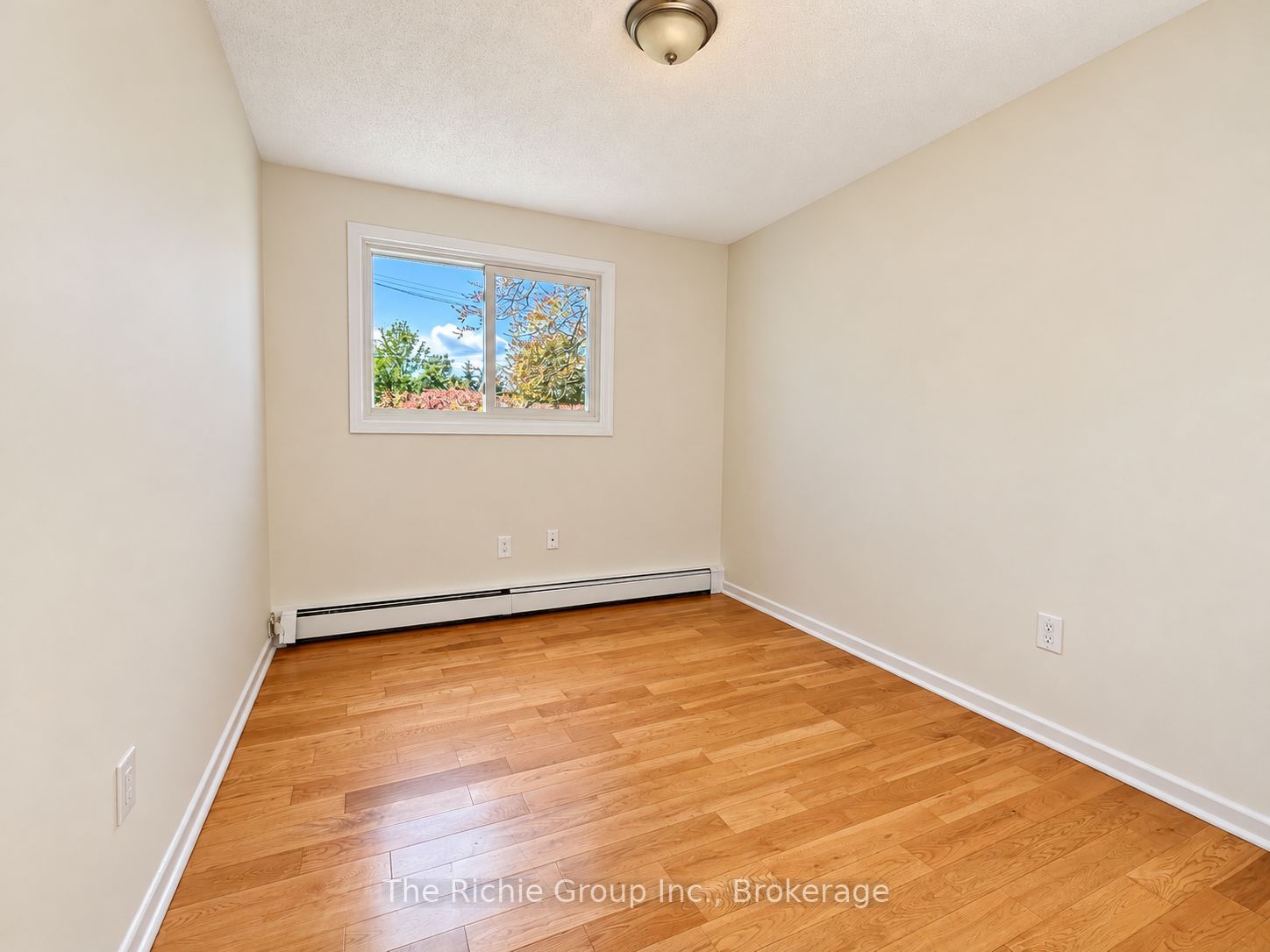 19799 Airport Road Property Photo 16