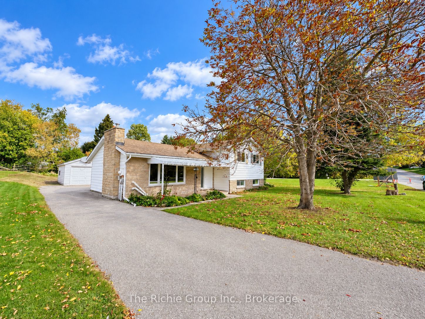 19799 Airport Road Property Photo 23