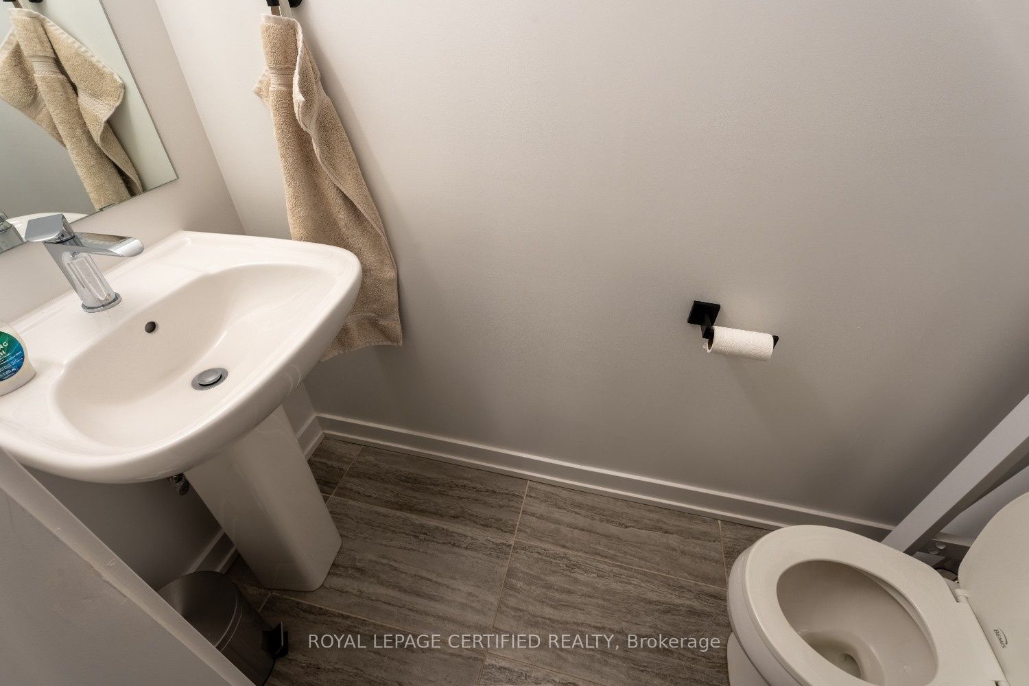 1121 Cooke Boulevard 45 Property Photo 6