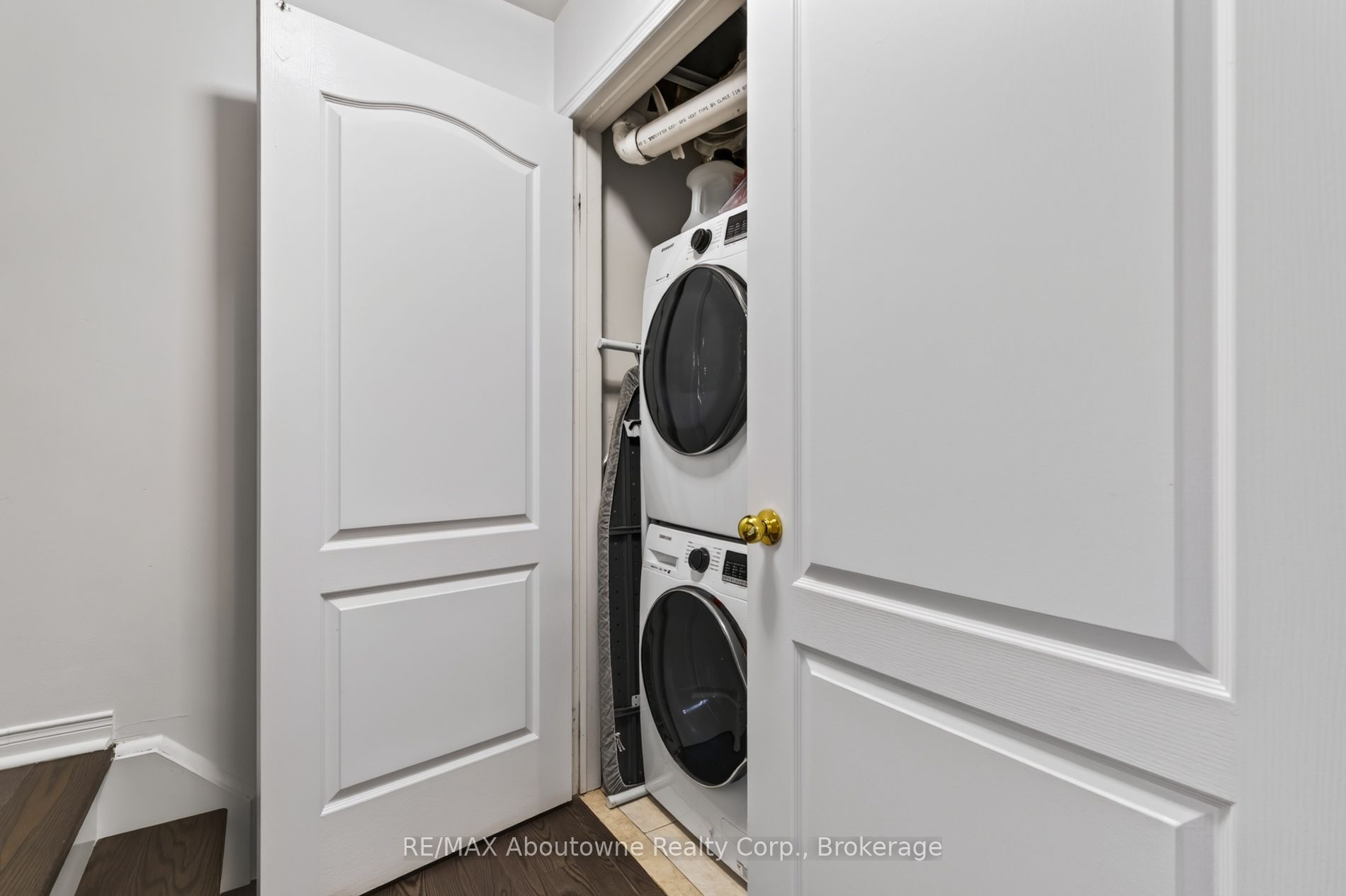 601 Shoreline Drive 156 Property Photo 21