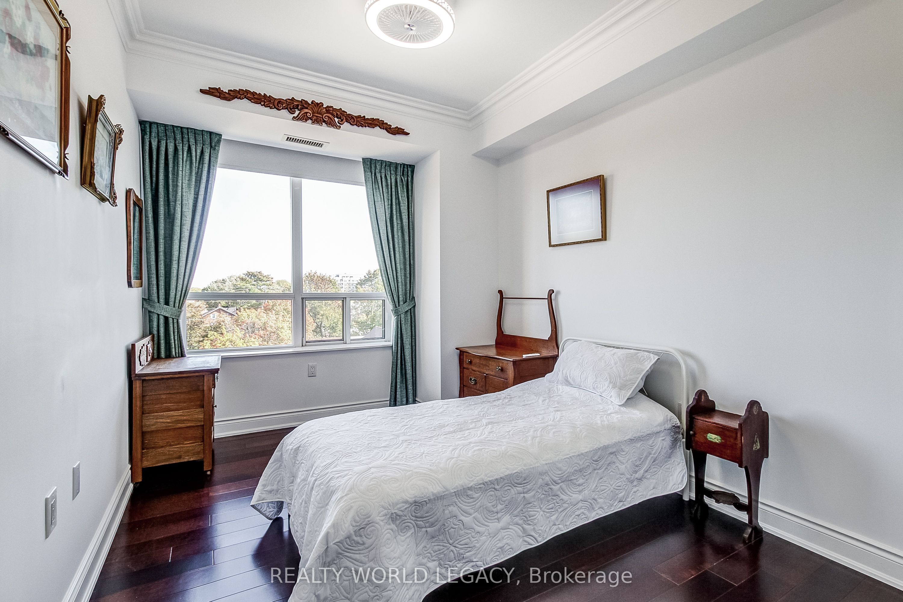 100 Burloak Drive 1514 Property Photo 27