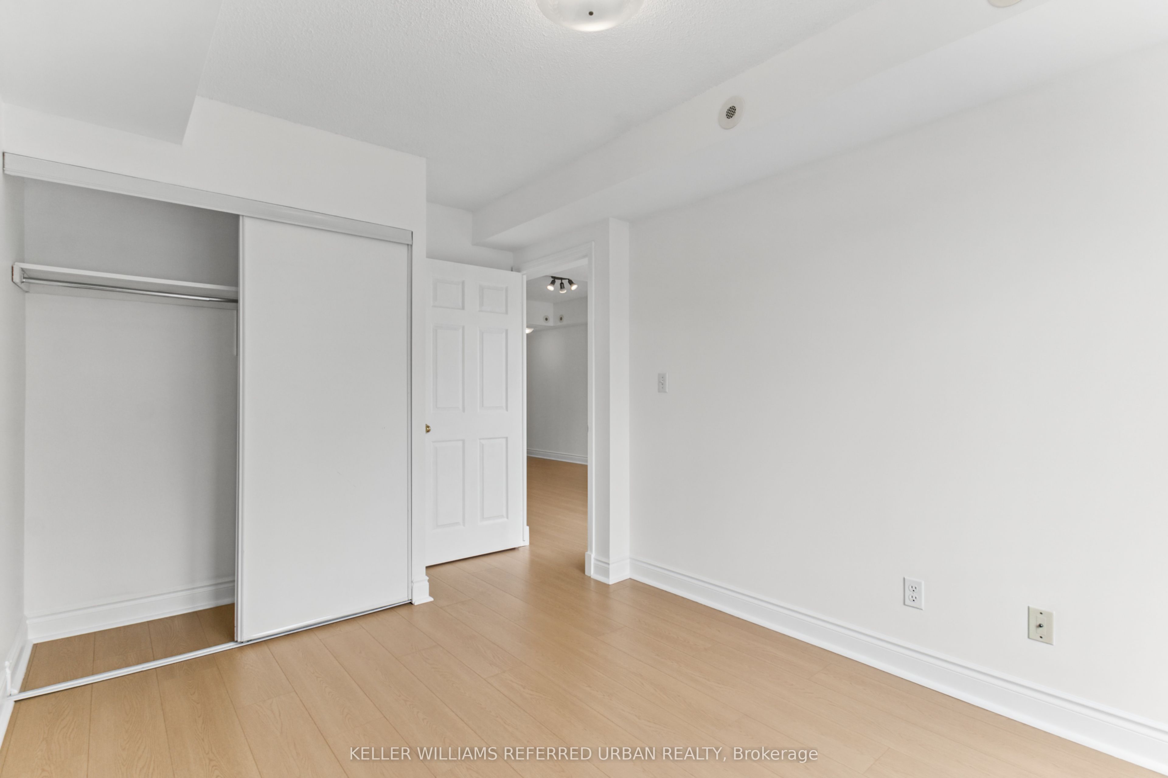 3035 Finch Avenue W 2016 Property Photo 18