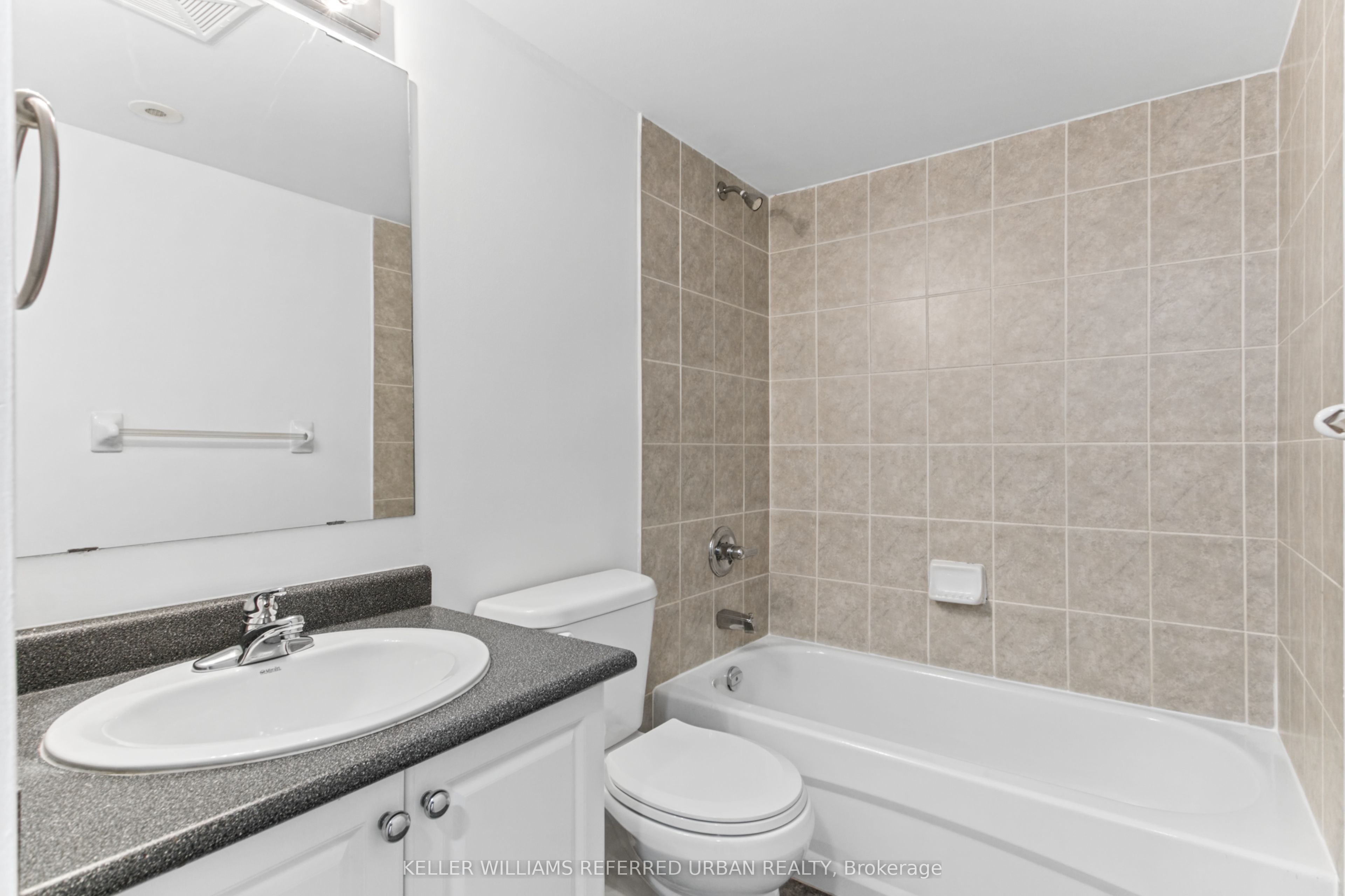 3035 Finch Avenue W 2016 Property Photo 19