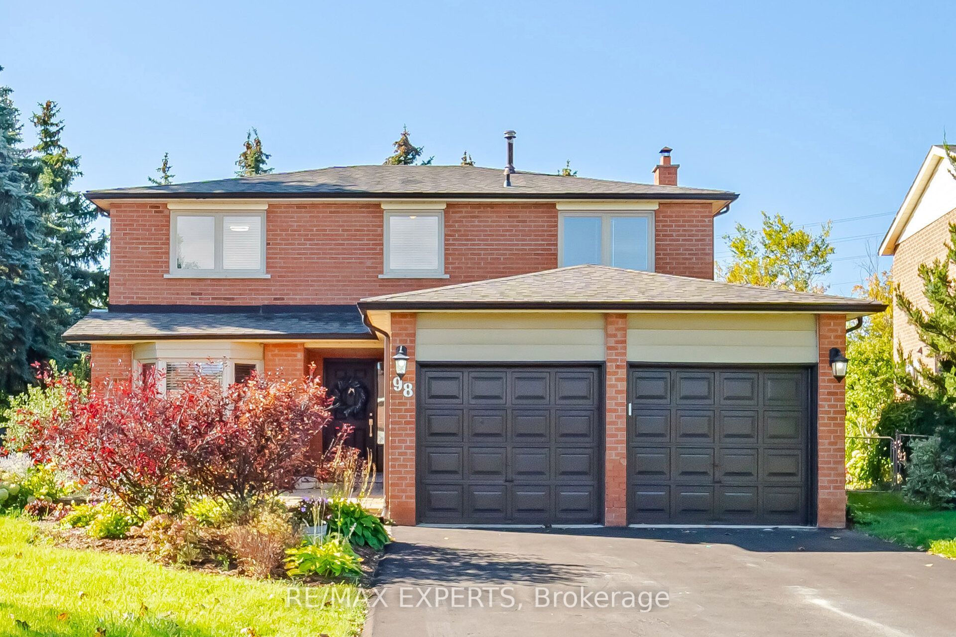 98 De Rose Avenue Property Photo 1
