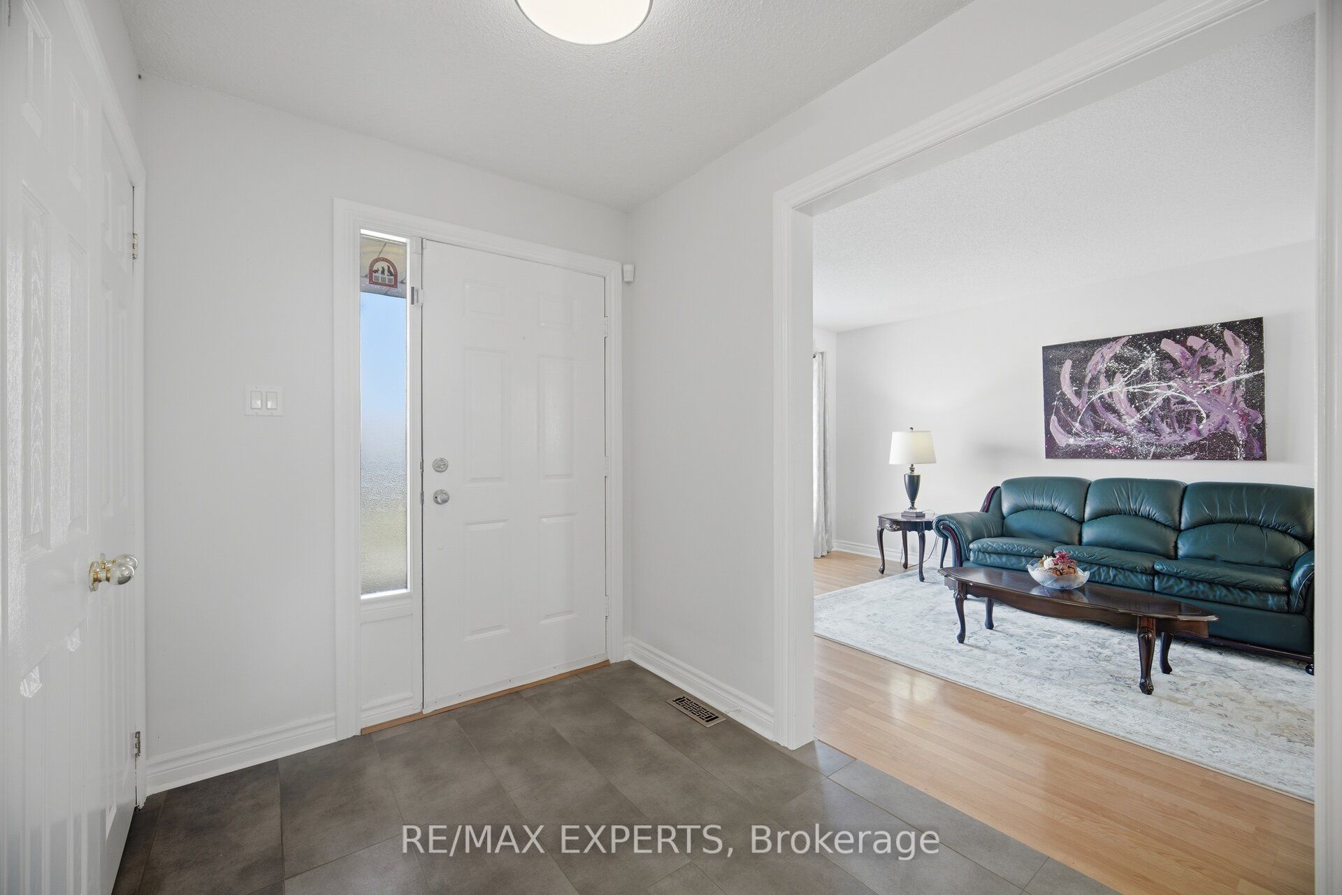 98 De Rose Avenue Property Photo 5
