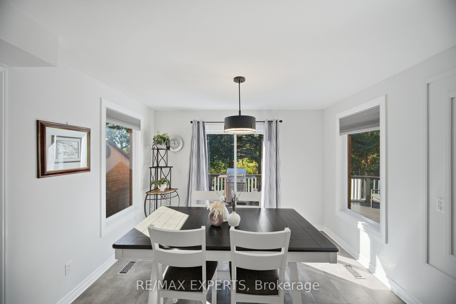 98 De Rose Avenue Property Photo 14