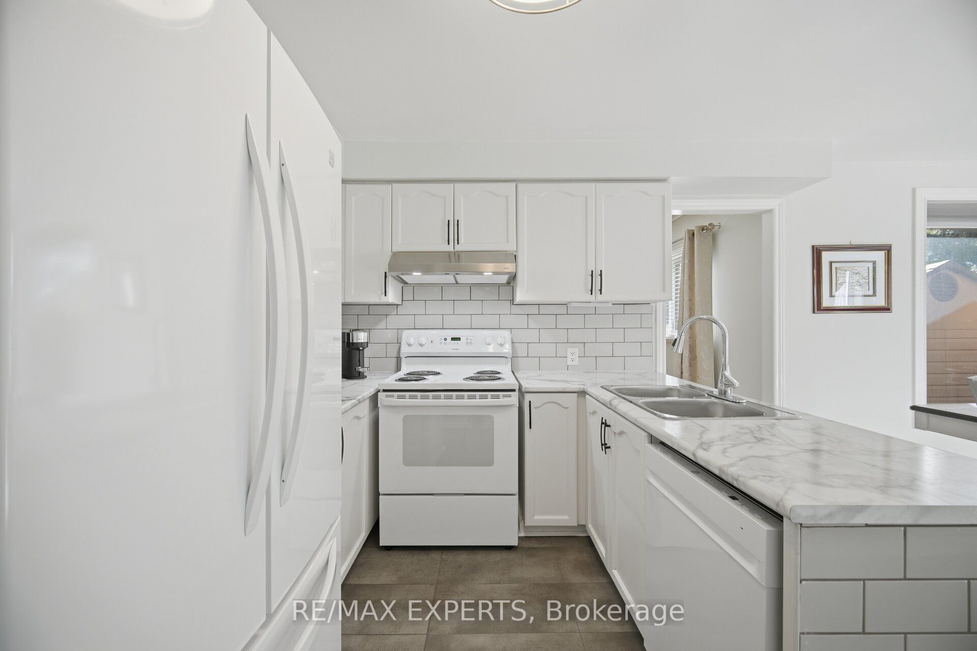 98 De Rose Avenue Property Photo 16