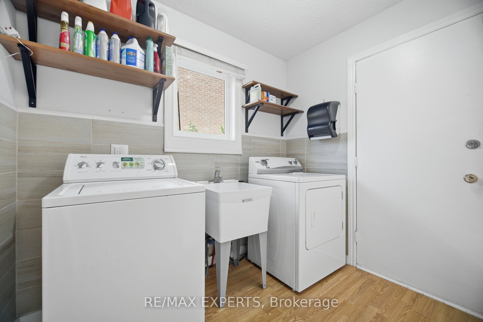 98 De Rose Avenue Property Photo 24