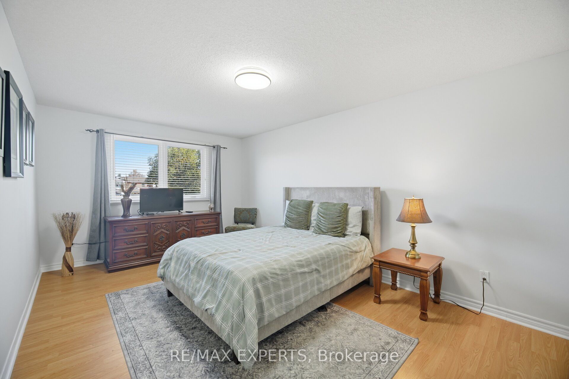 98 De Rose Avenue Property Photo 28