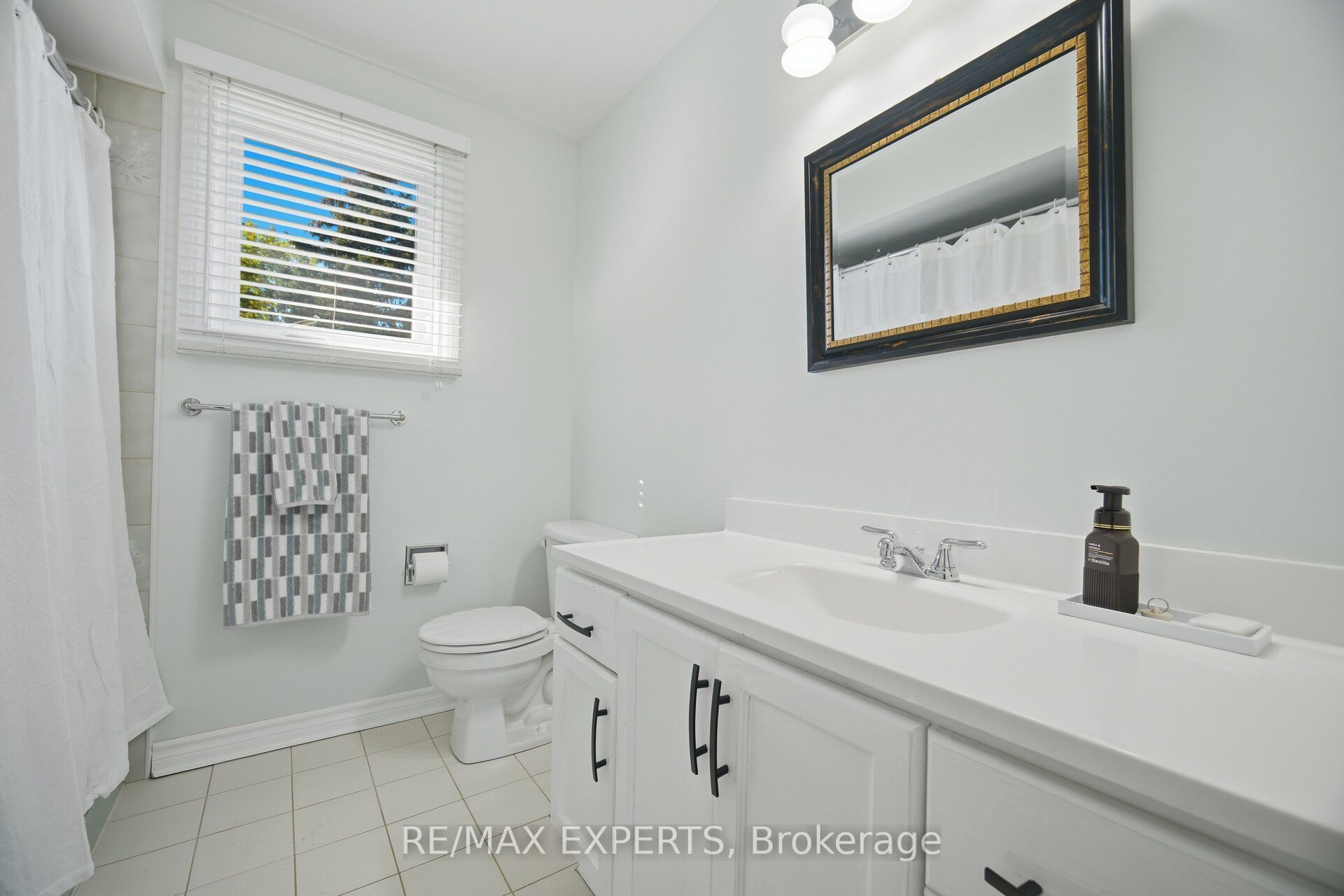 98 De Rose Avenue Property Photo 31