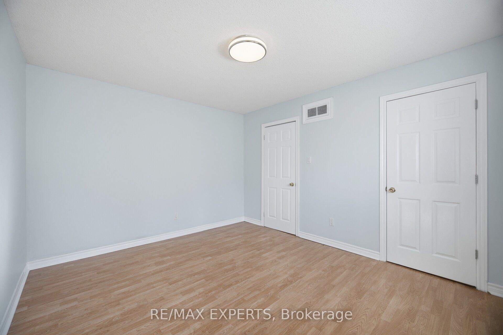 98 De Rose Avenue Property Photo 37