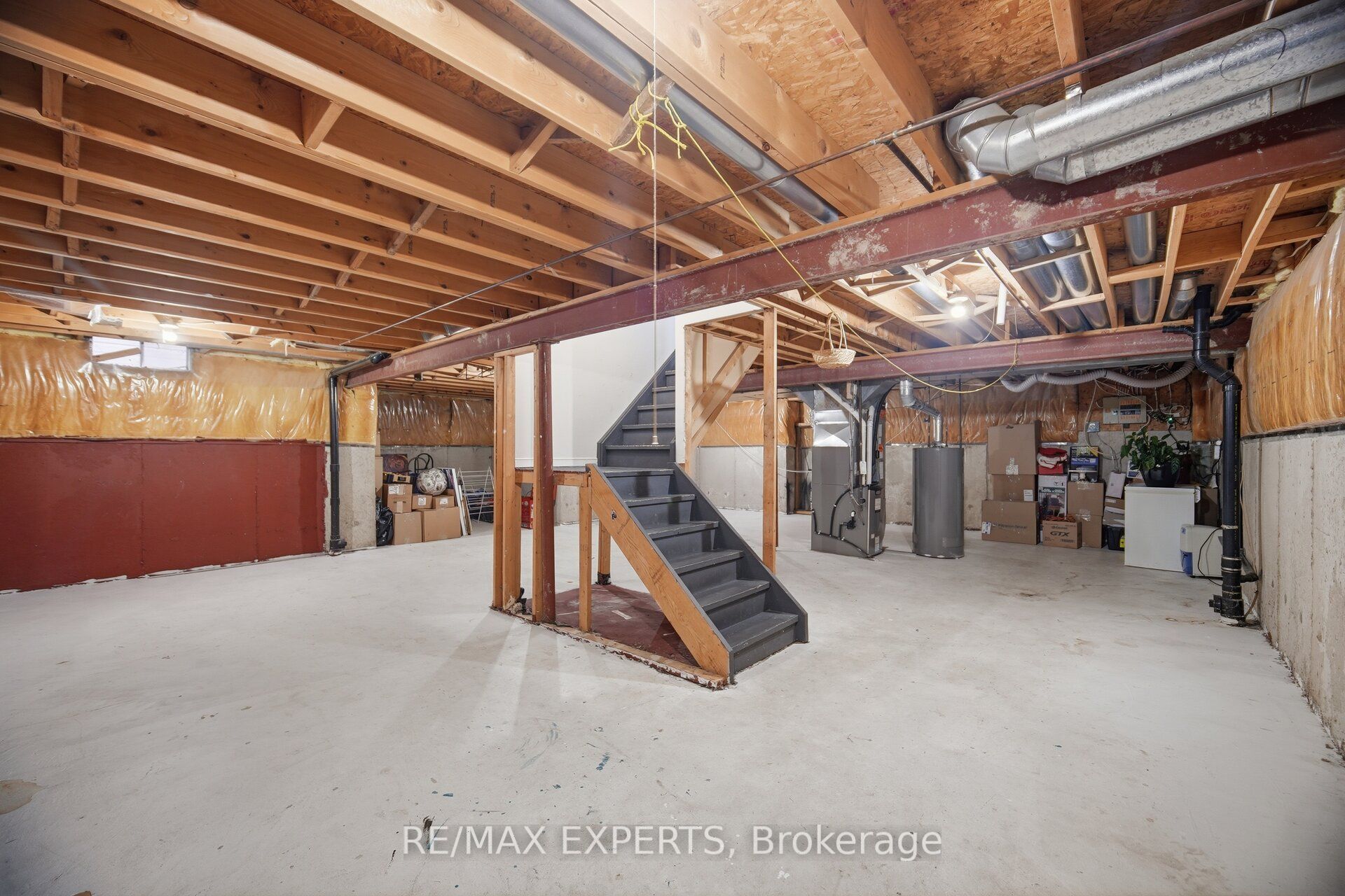 98 De Rose Avenue Property Photo 39