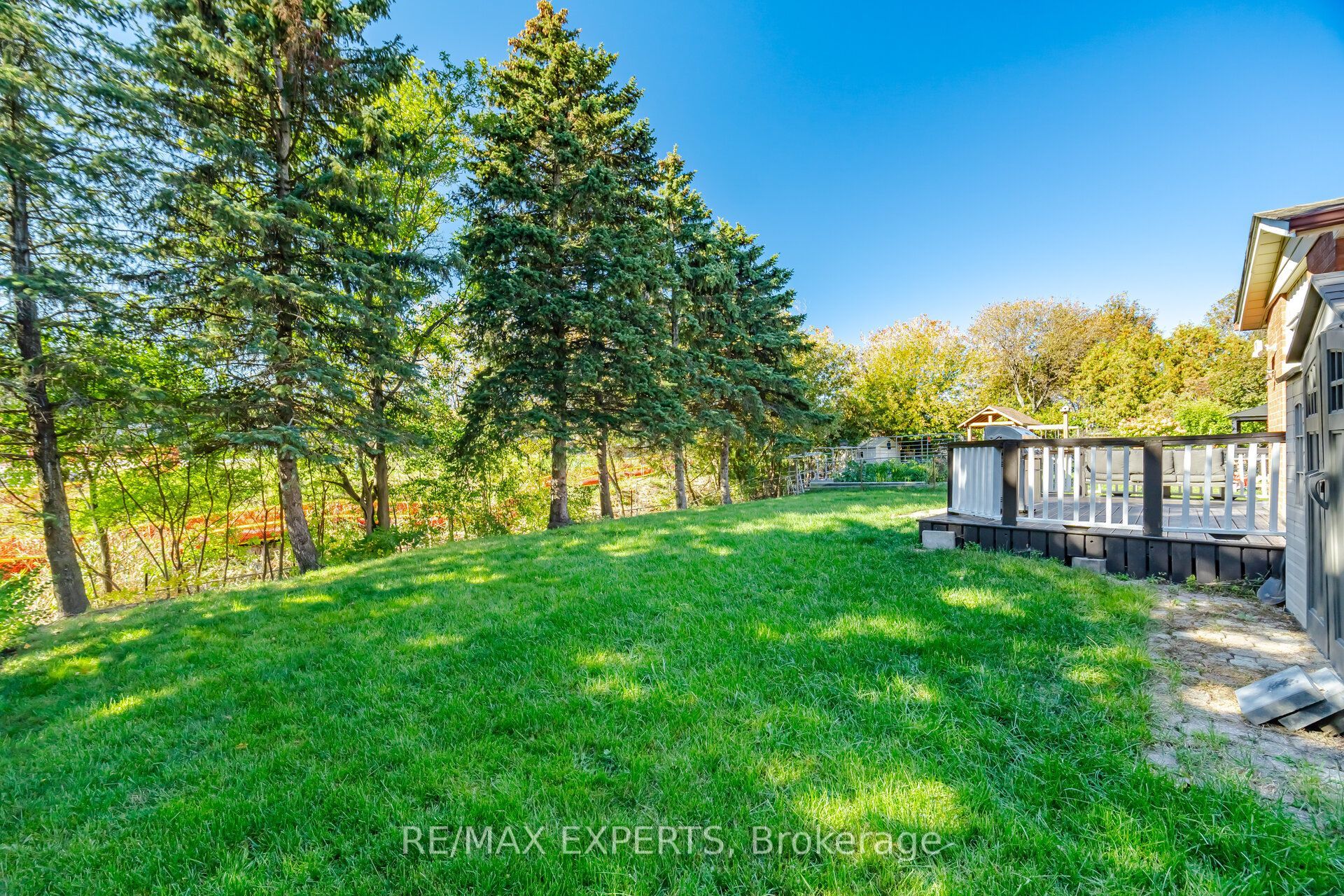 98 De Rose Avenue Property Photo 45