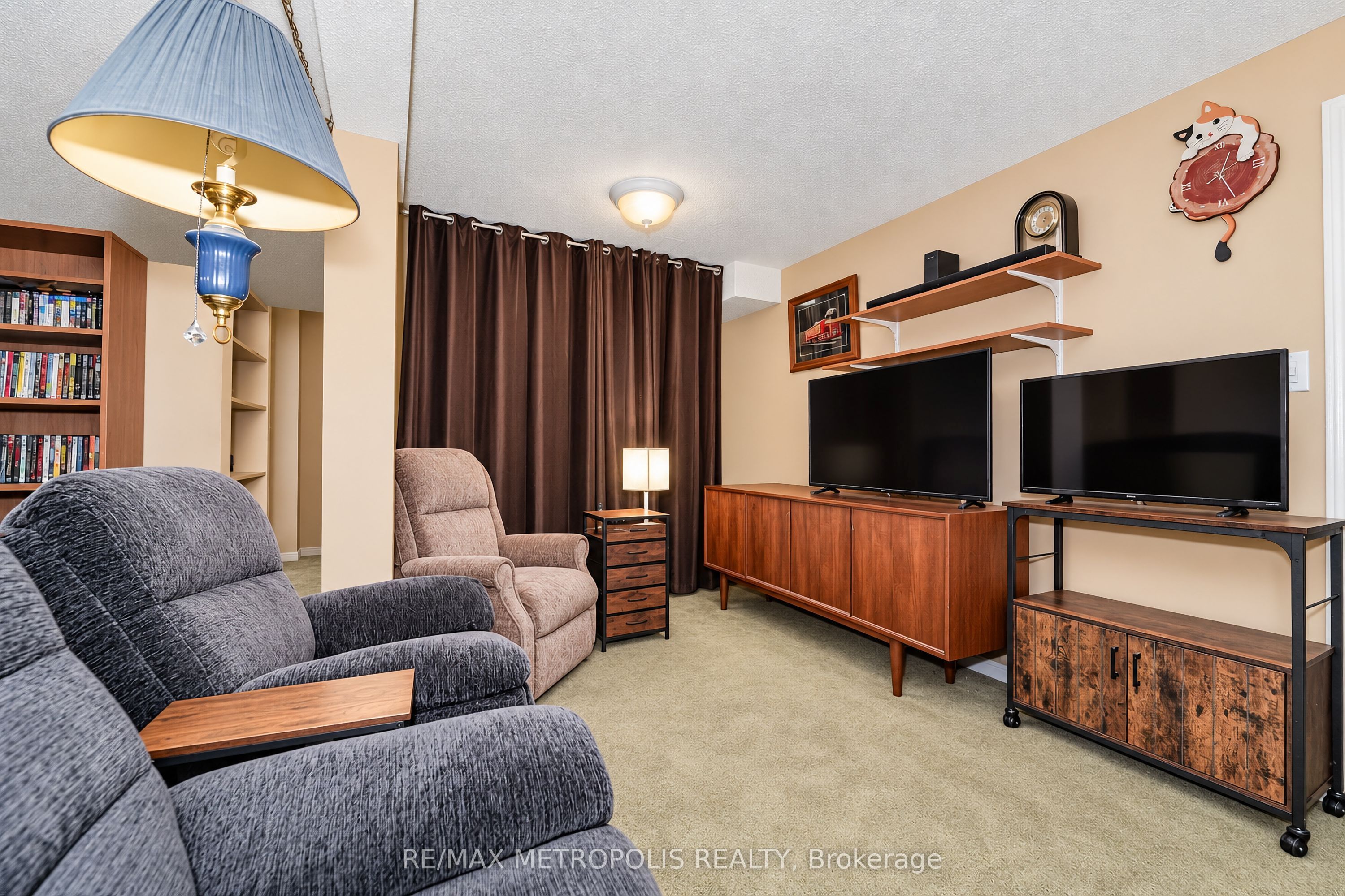 1 Herriot Street Property Photo 45
