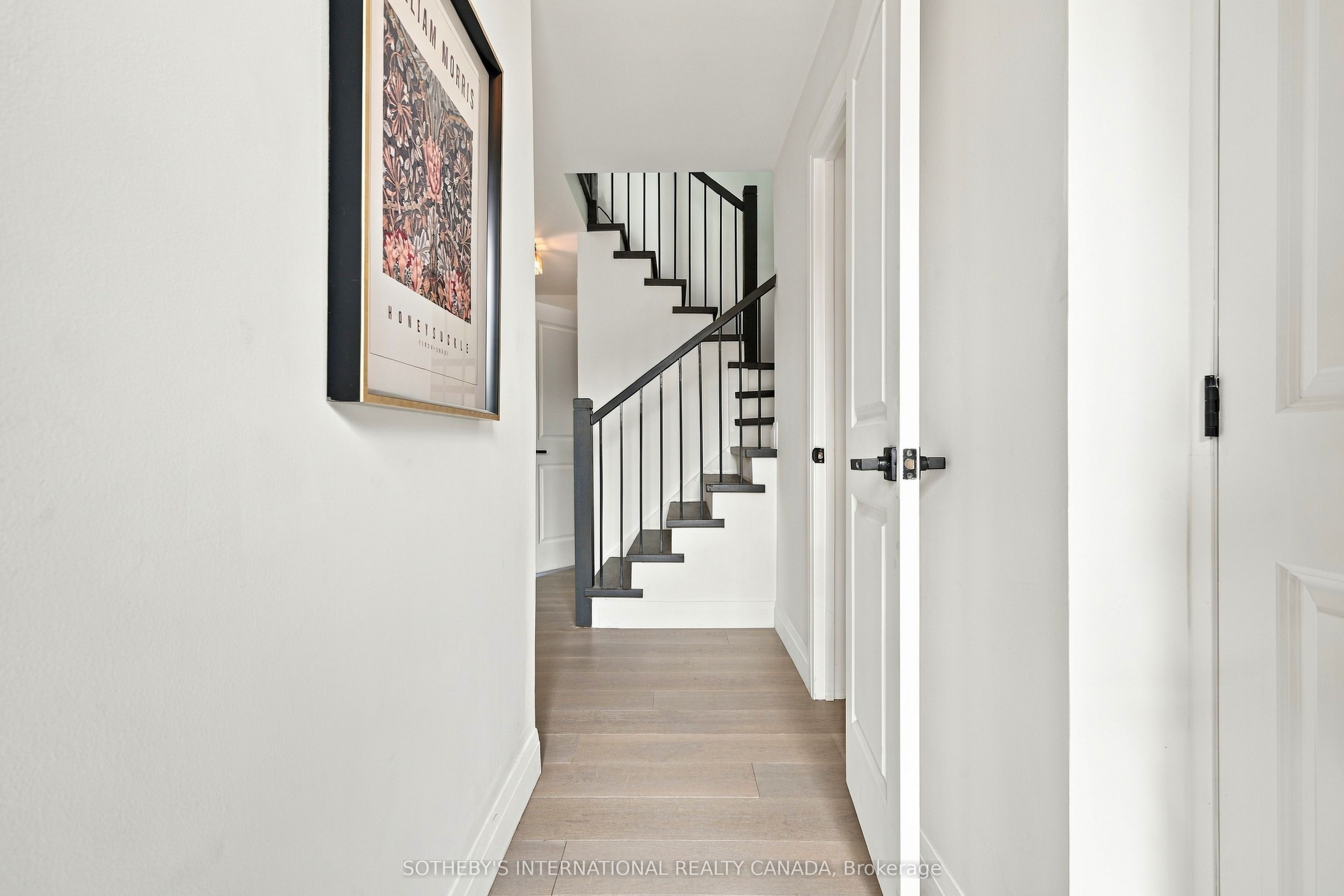 99 Sandmere Avenue Property Photo 4