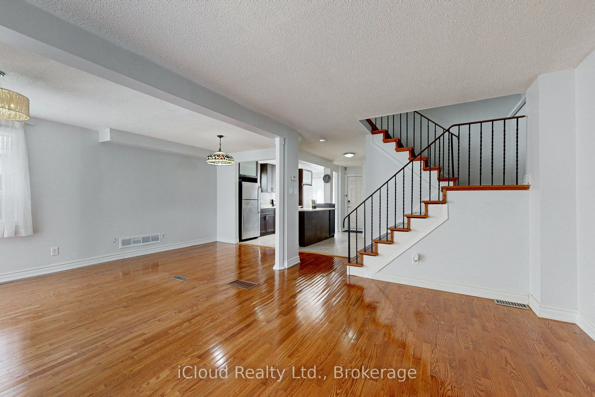 50 Denlow Drive Property Photo 13