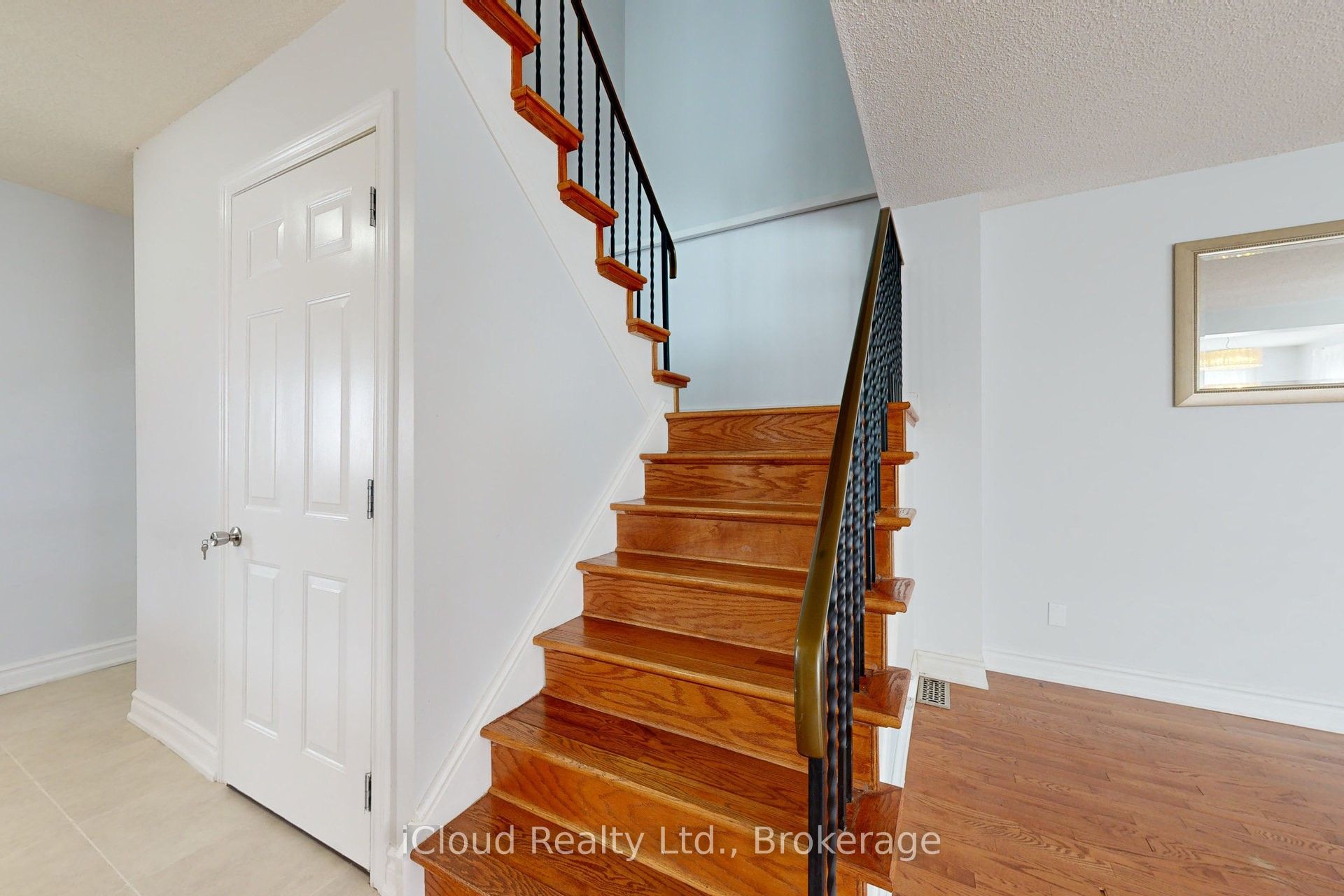 50 Denlow Drive Property Photo 16